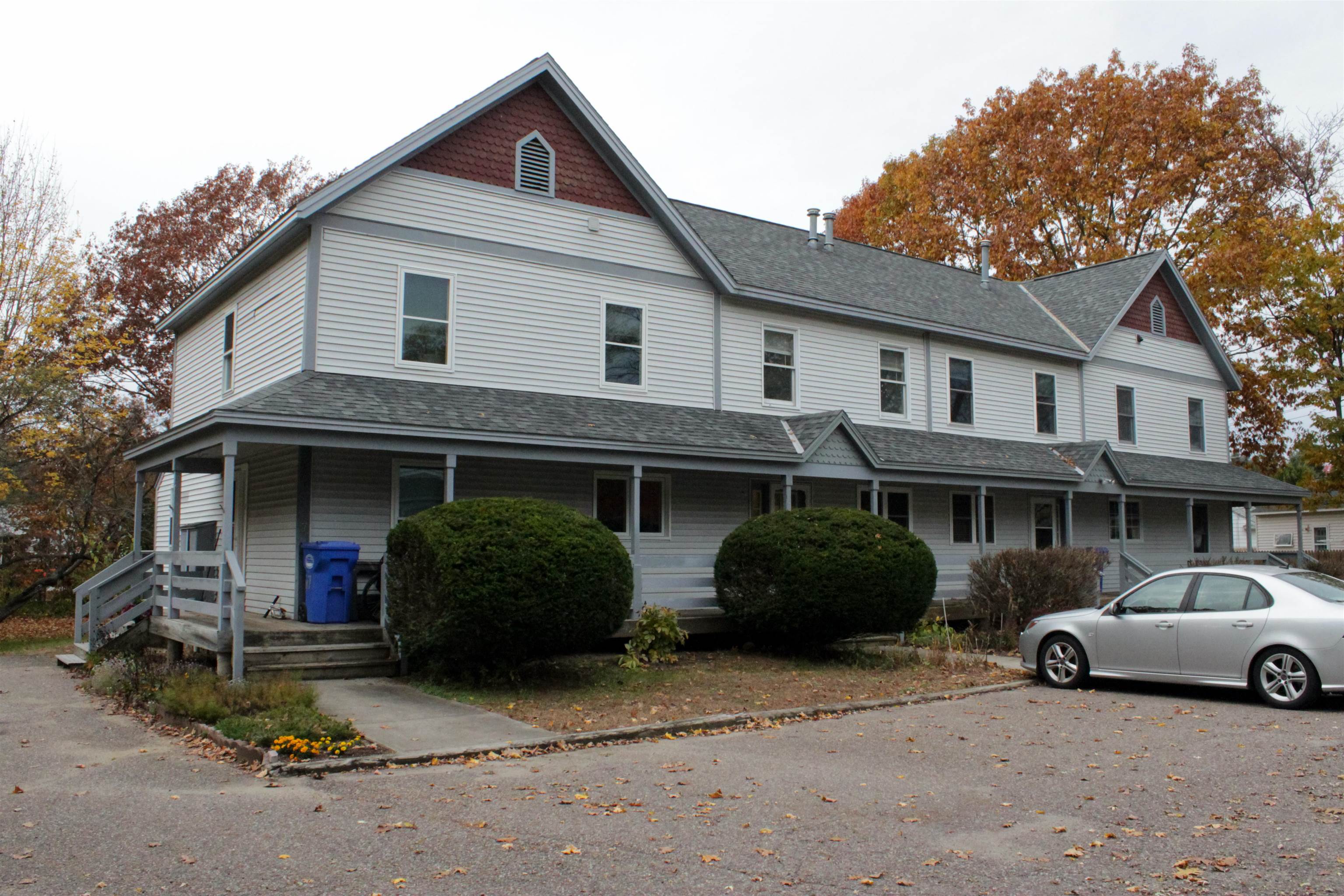 282 Ethan Allen Parkway Unit: 6