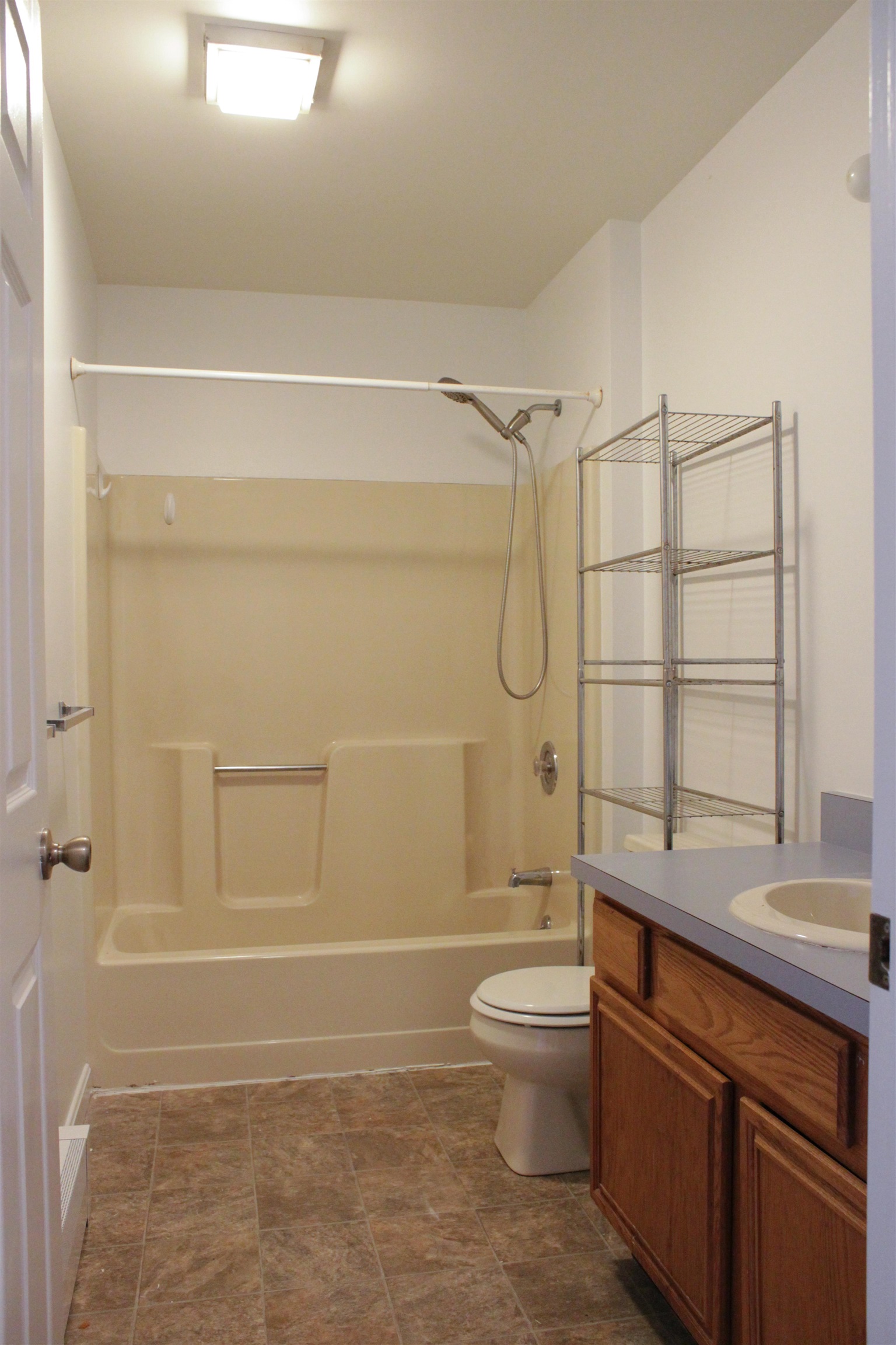 282 Ethan Allen Parkway Unit: 6