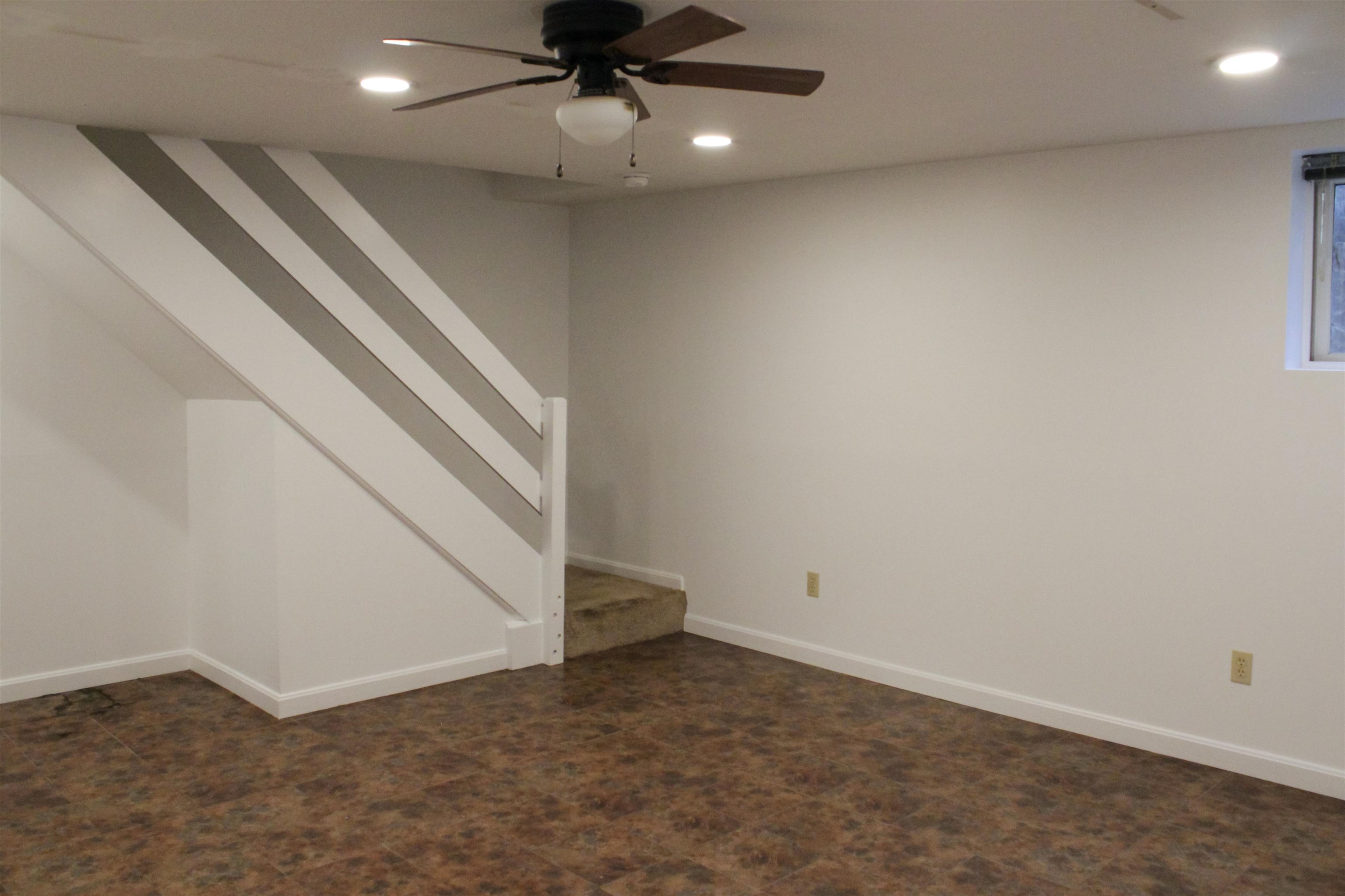 282 Ethan Allen Parkway Unit: 6