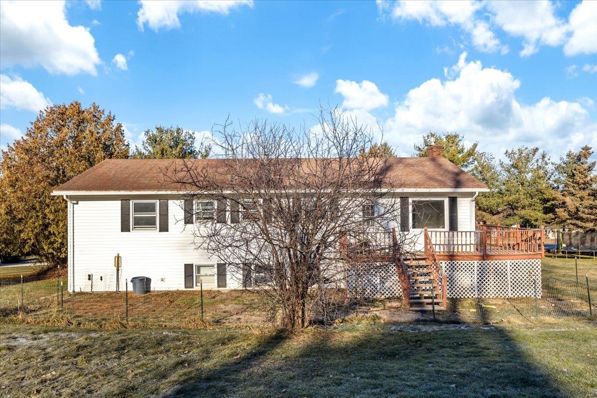 34 Johnny Cake Lane
