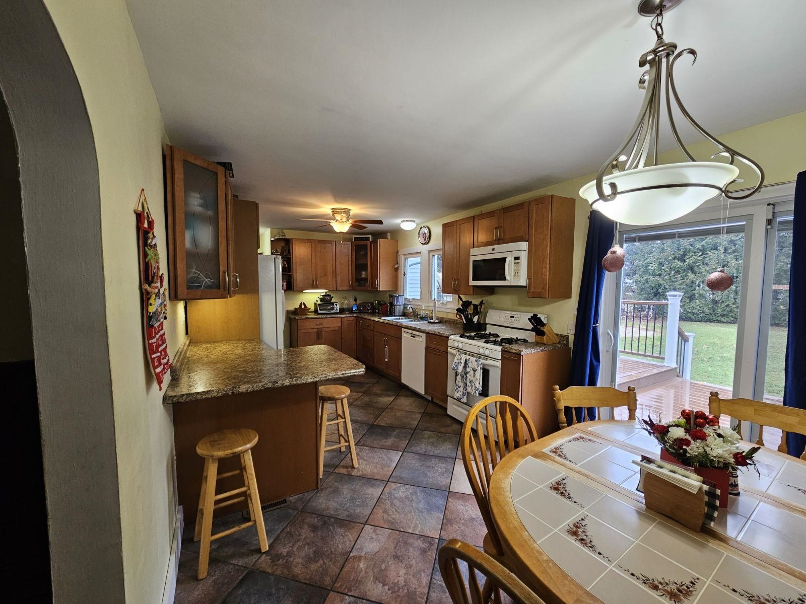 165 Woodbury Road