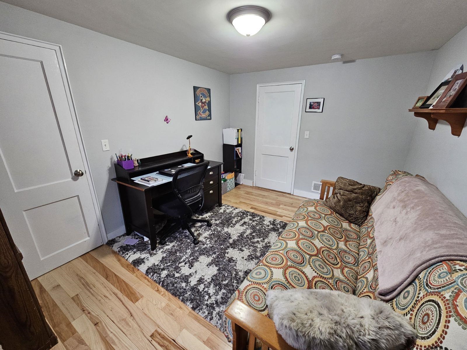 165 Woodbury Road