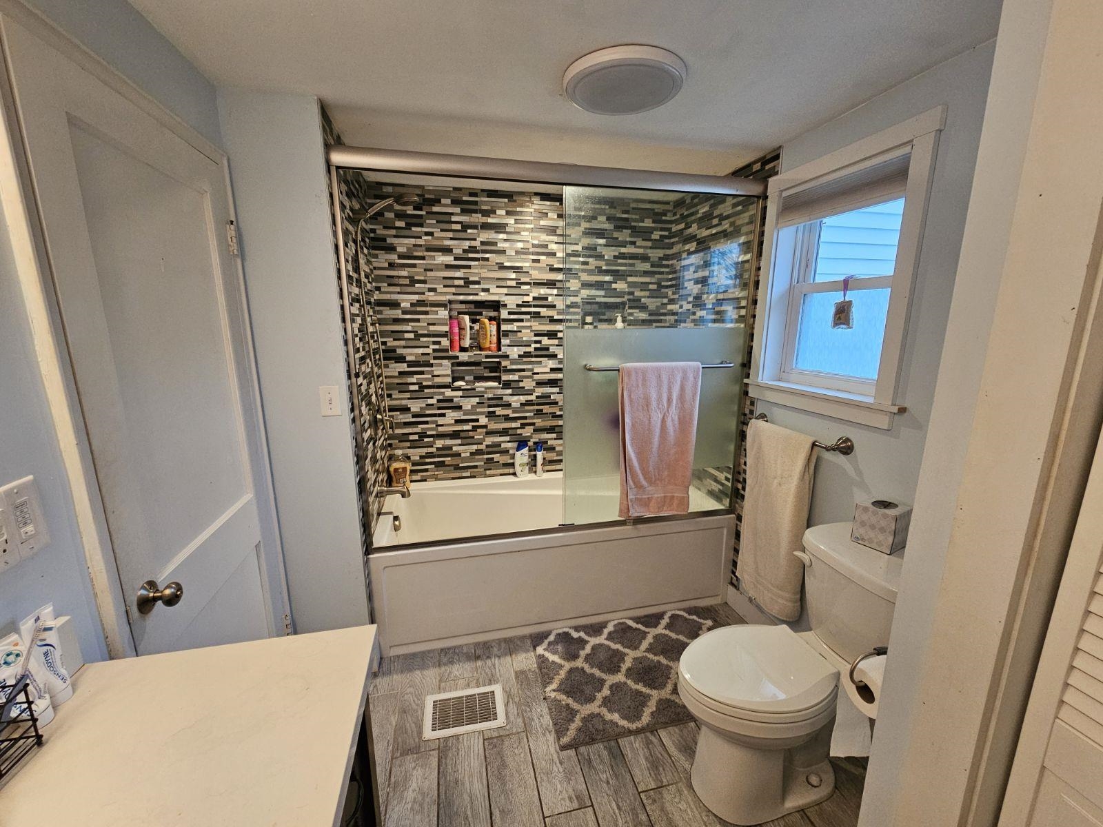 165 Woodbury Road