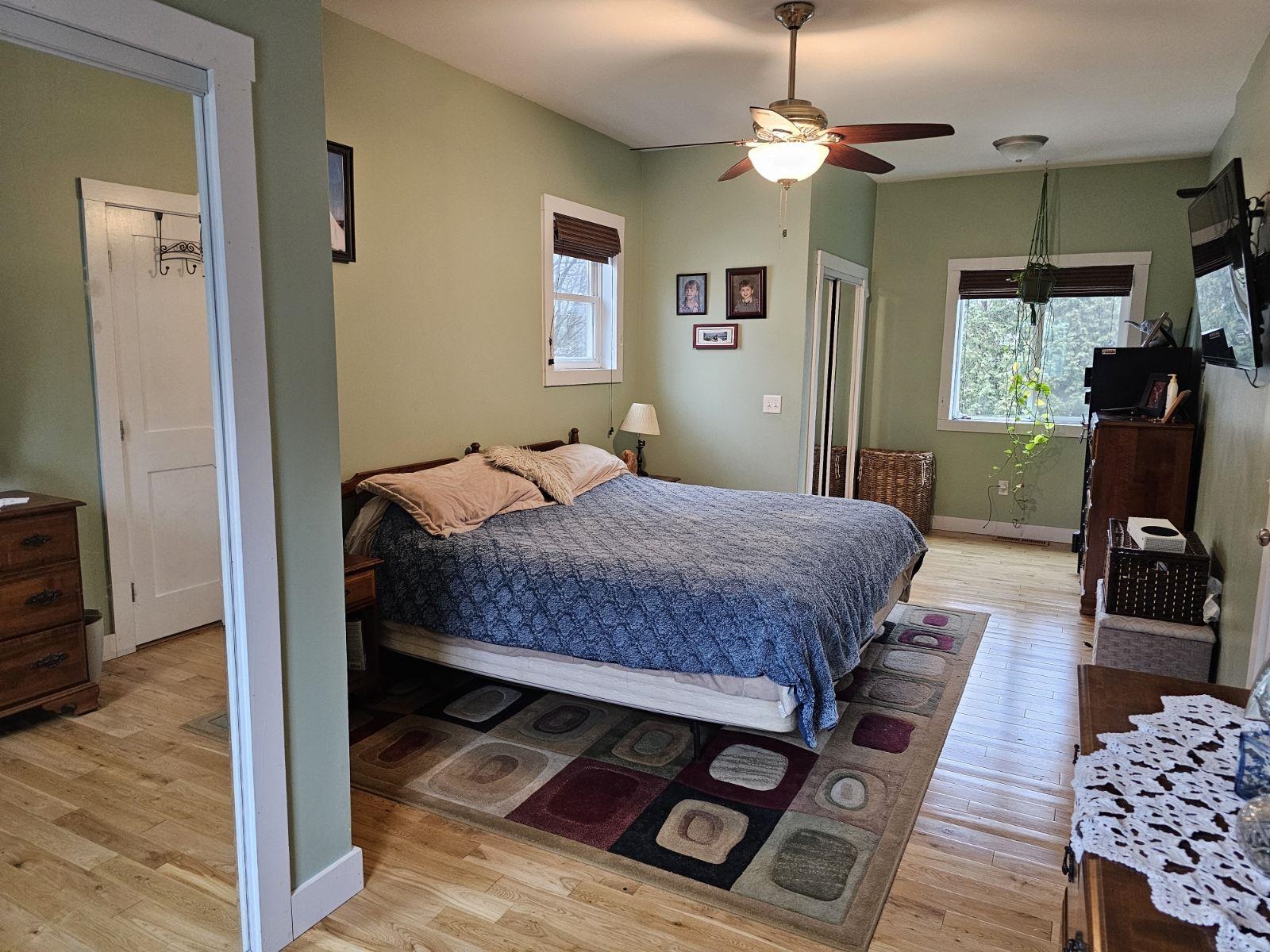 165 Woodbury Road