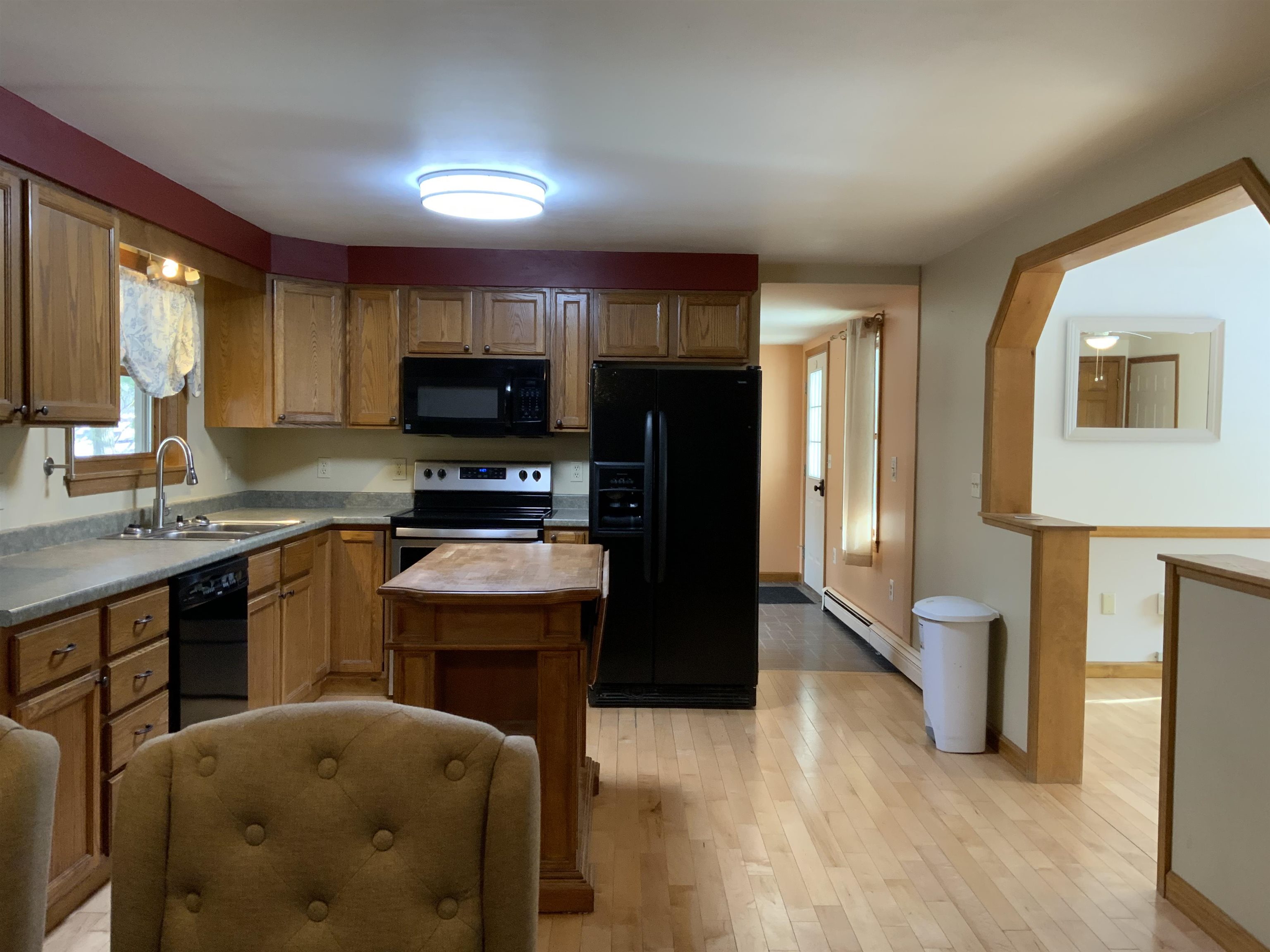121 Notch Road