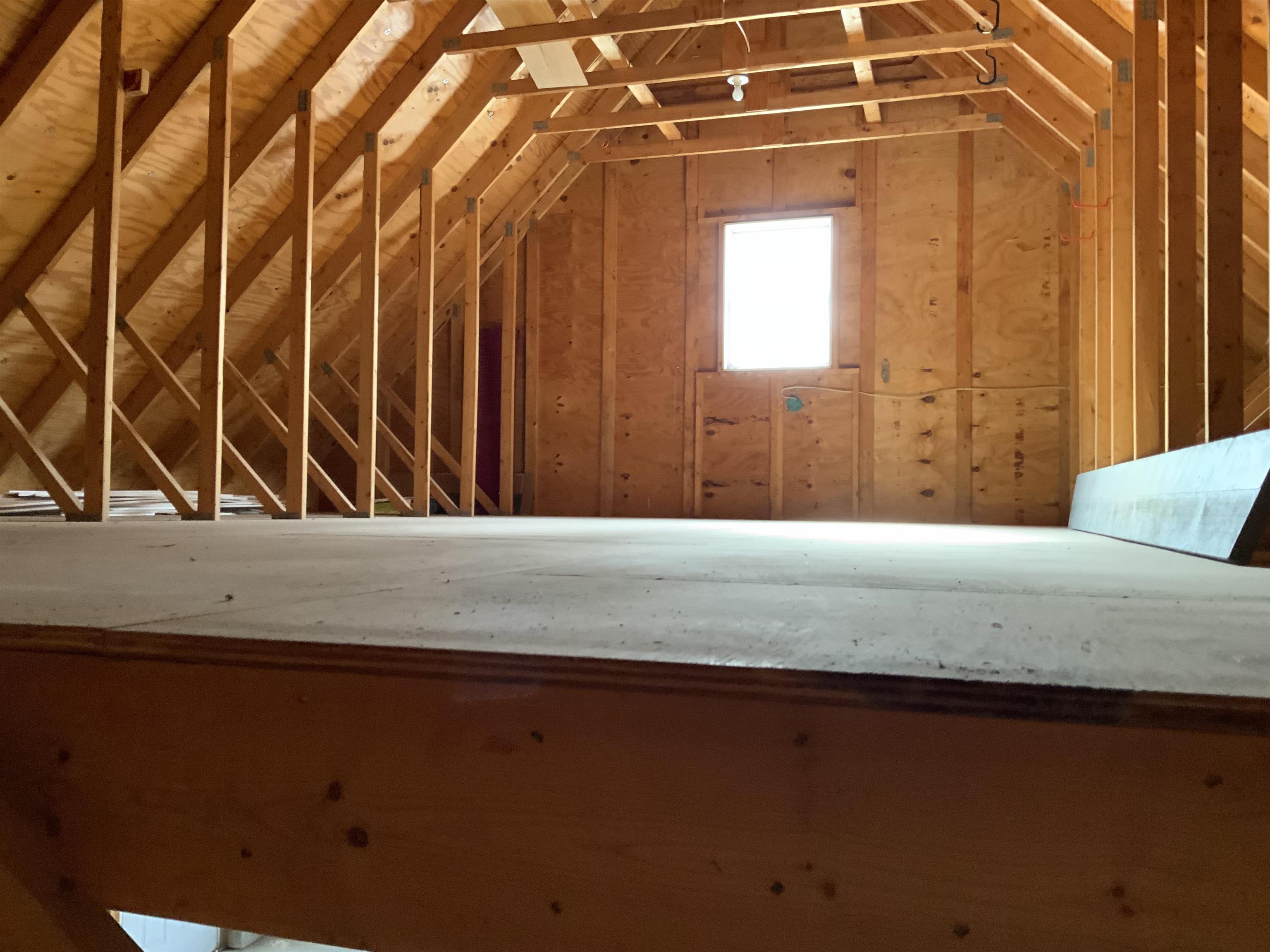 121 Notch Road