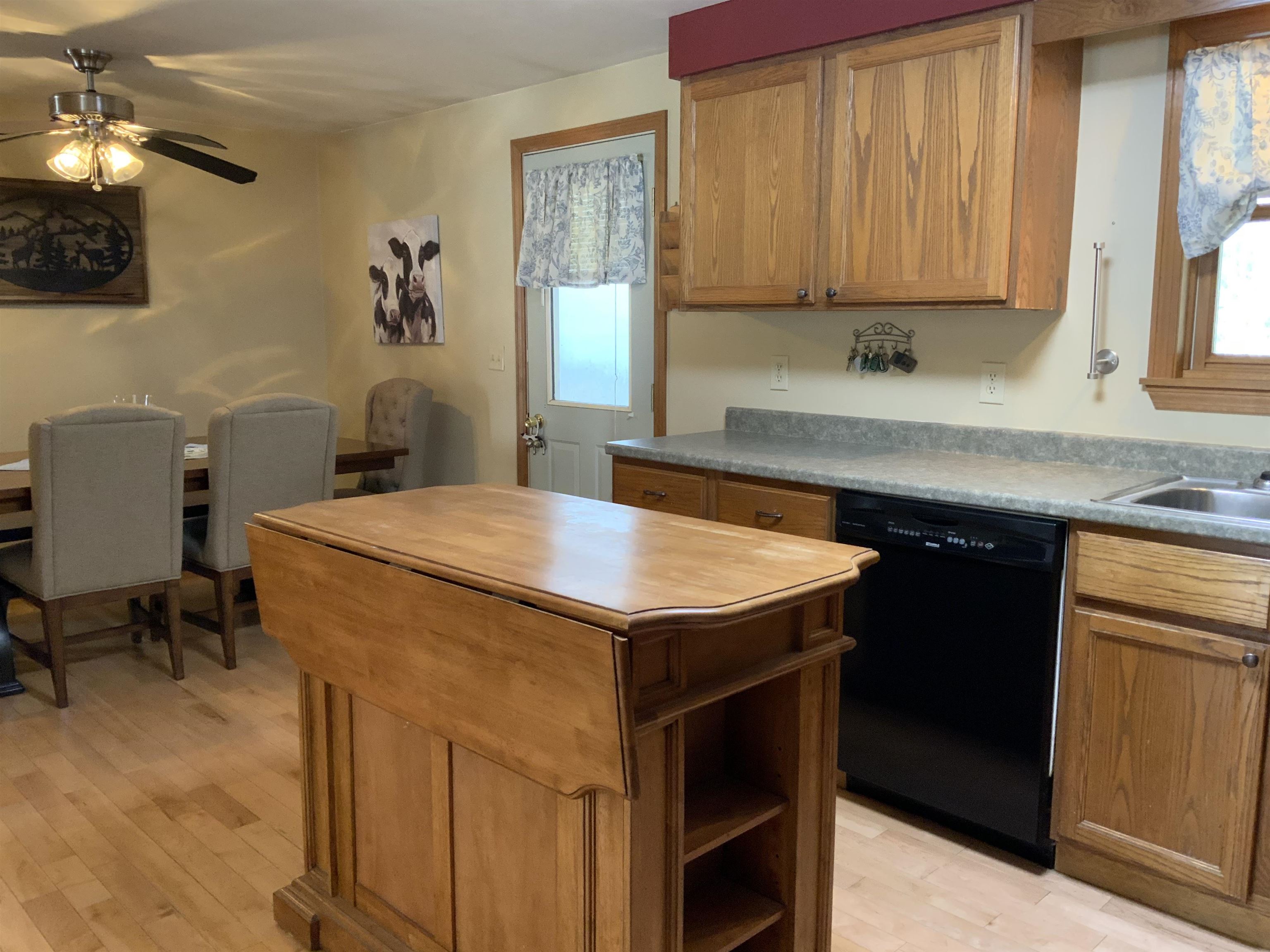 121 Notch Road