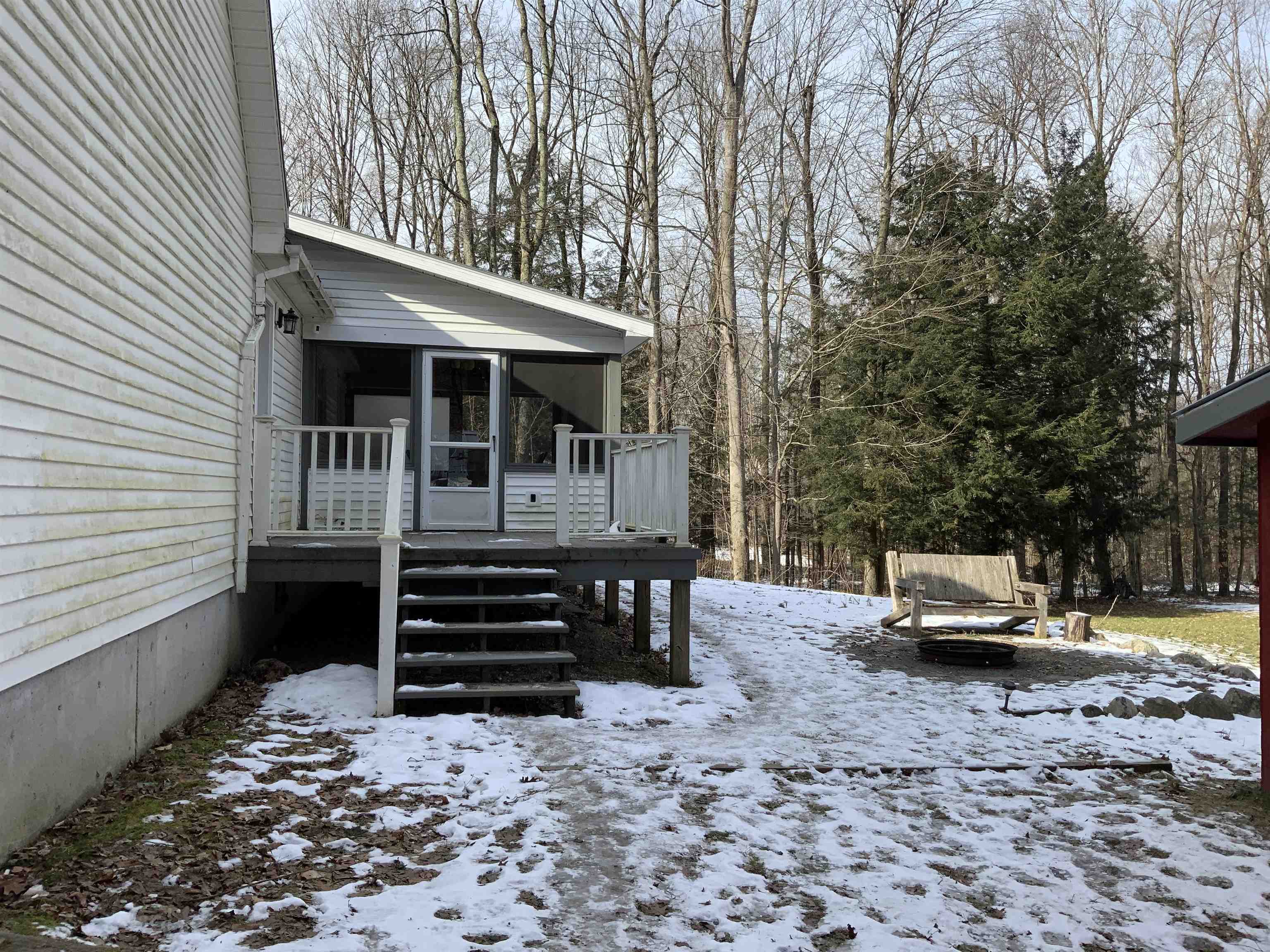 121 Notch Road