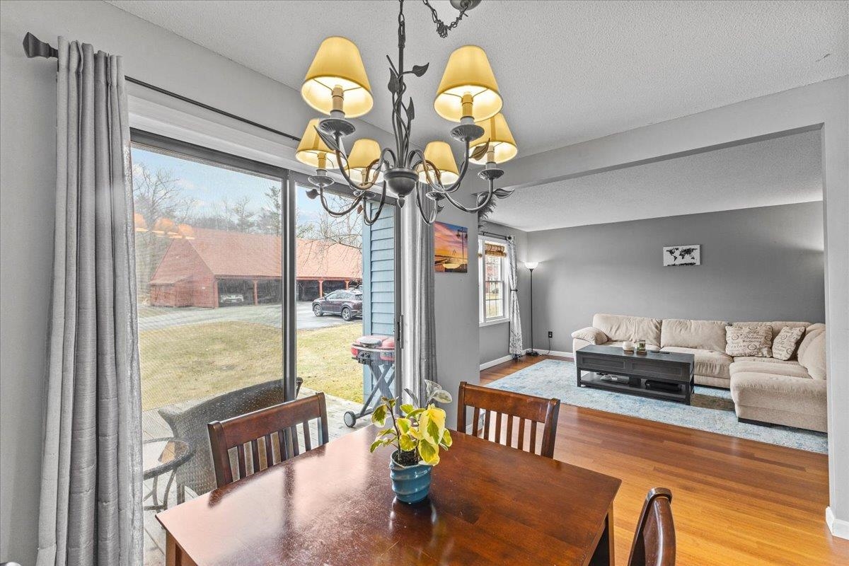171 N Twin Oaks Terrace