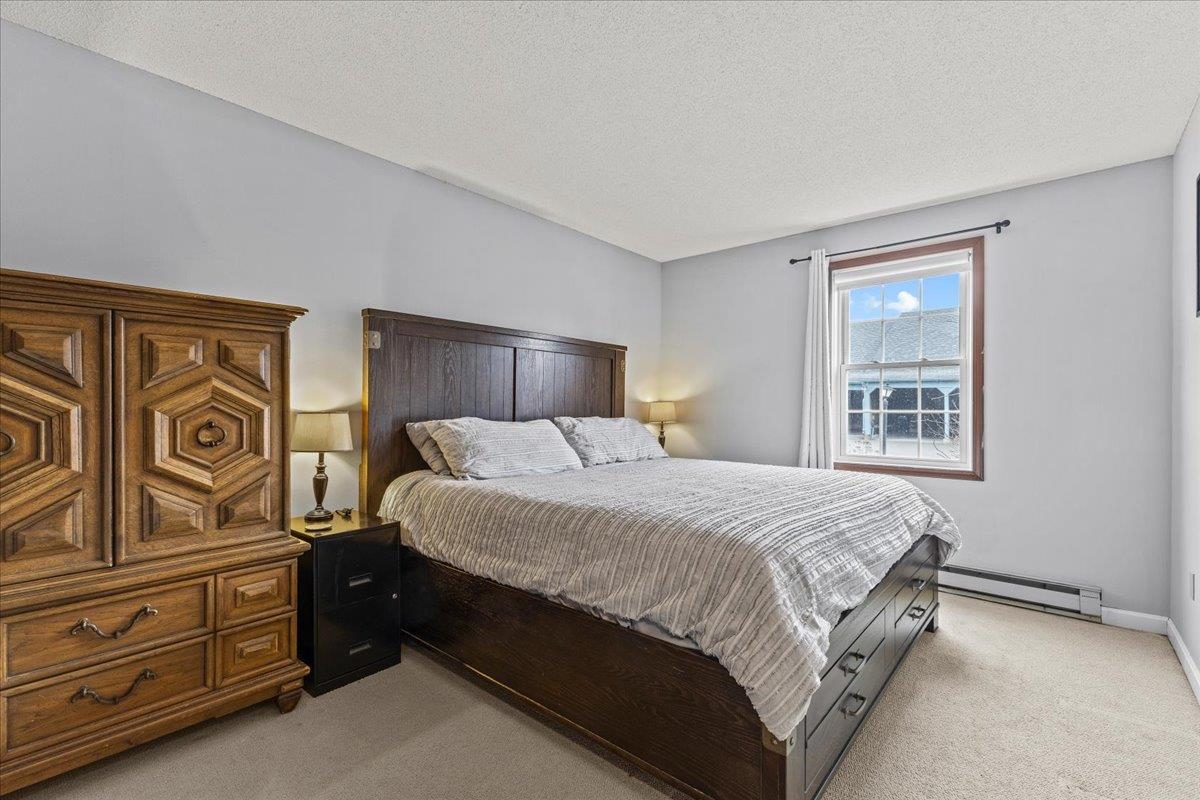 171 N Twin Oaks Terrace