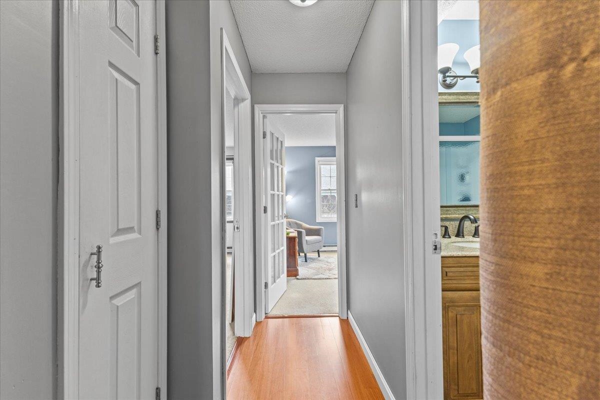 171 N Twin Oaks Terrace