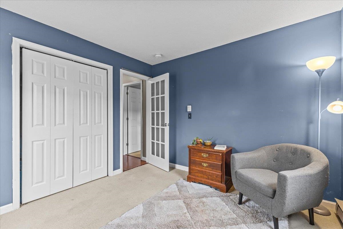 171 N Twin Oaks Terrace