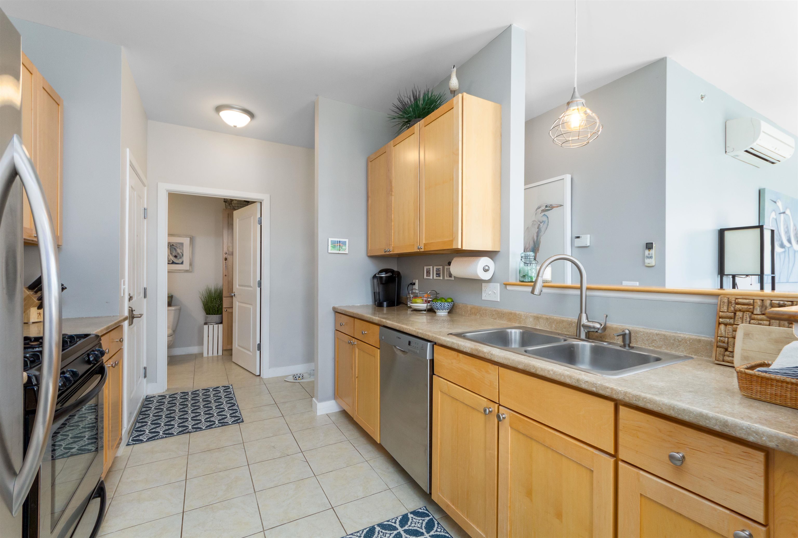 42 Severance Green Unit: 302