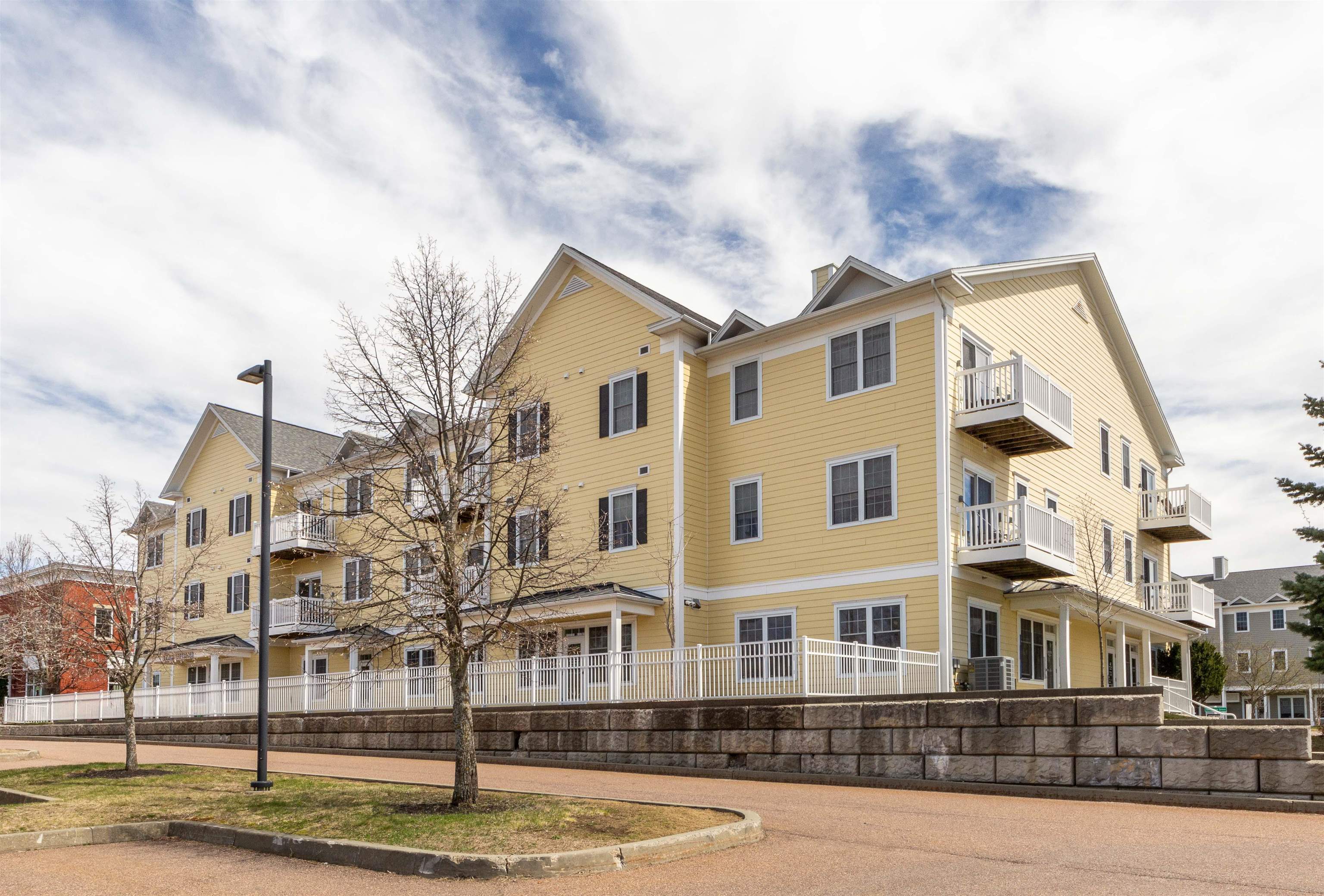 42 Severance Green Unit: 302