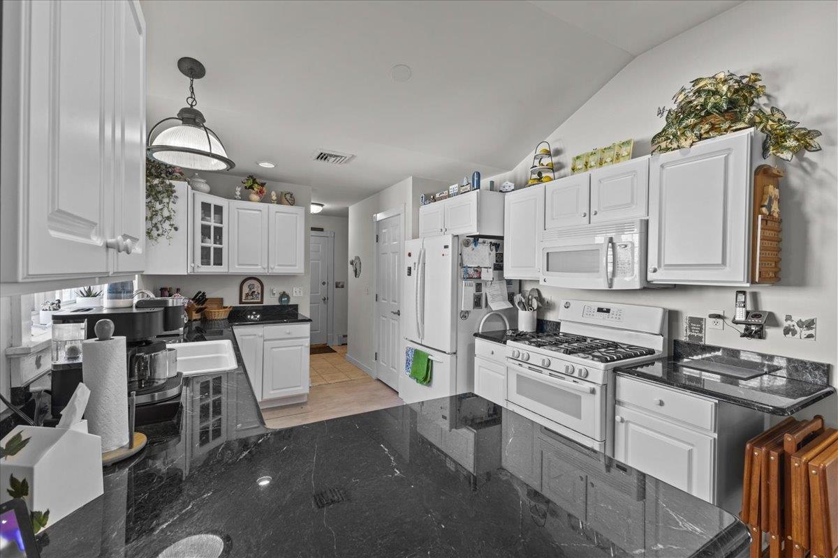 468 Bittersweet Circle