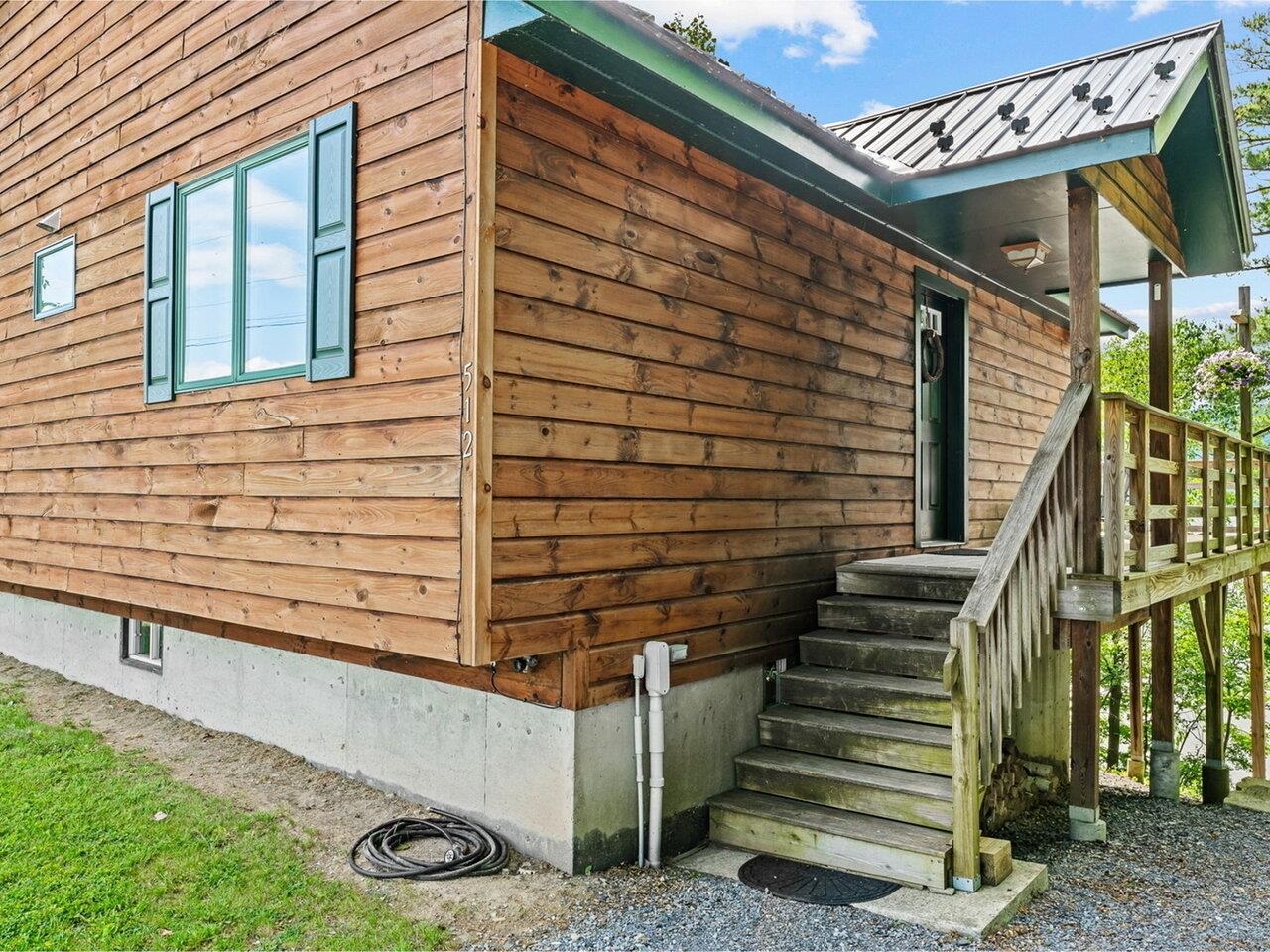 512 Delong Lane