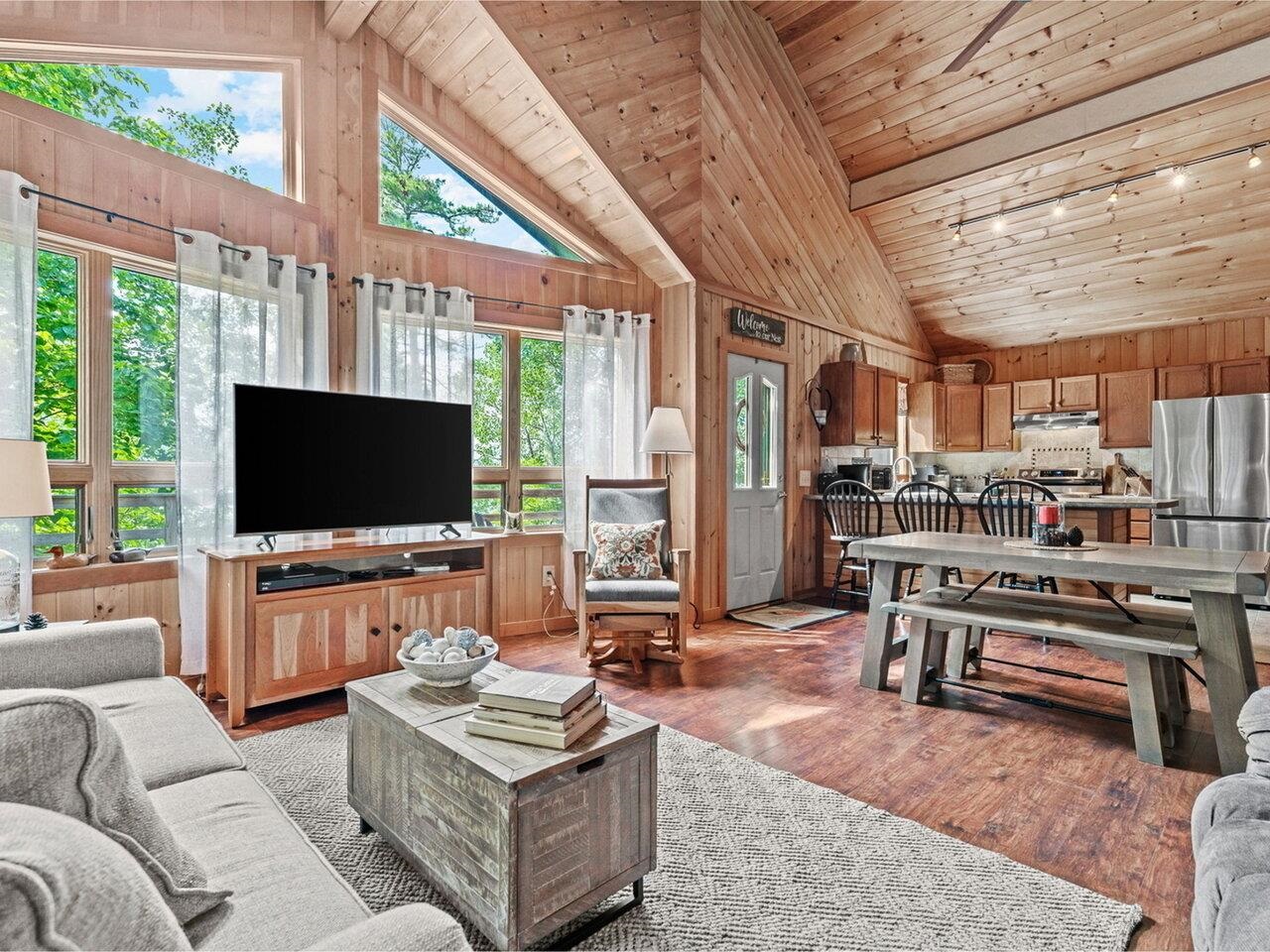 512 Delong Lane