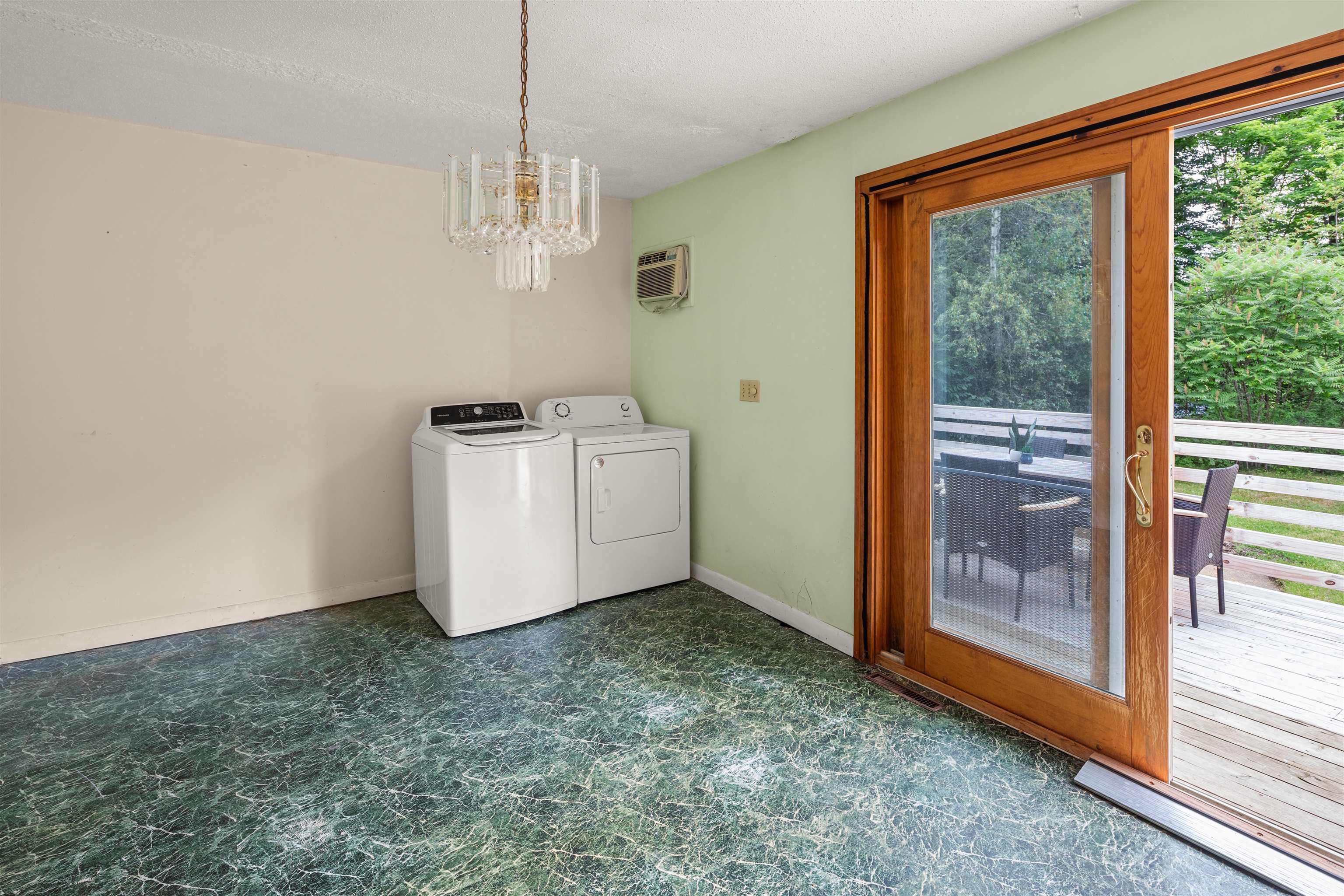 275 Manley Road