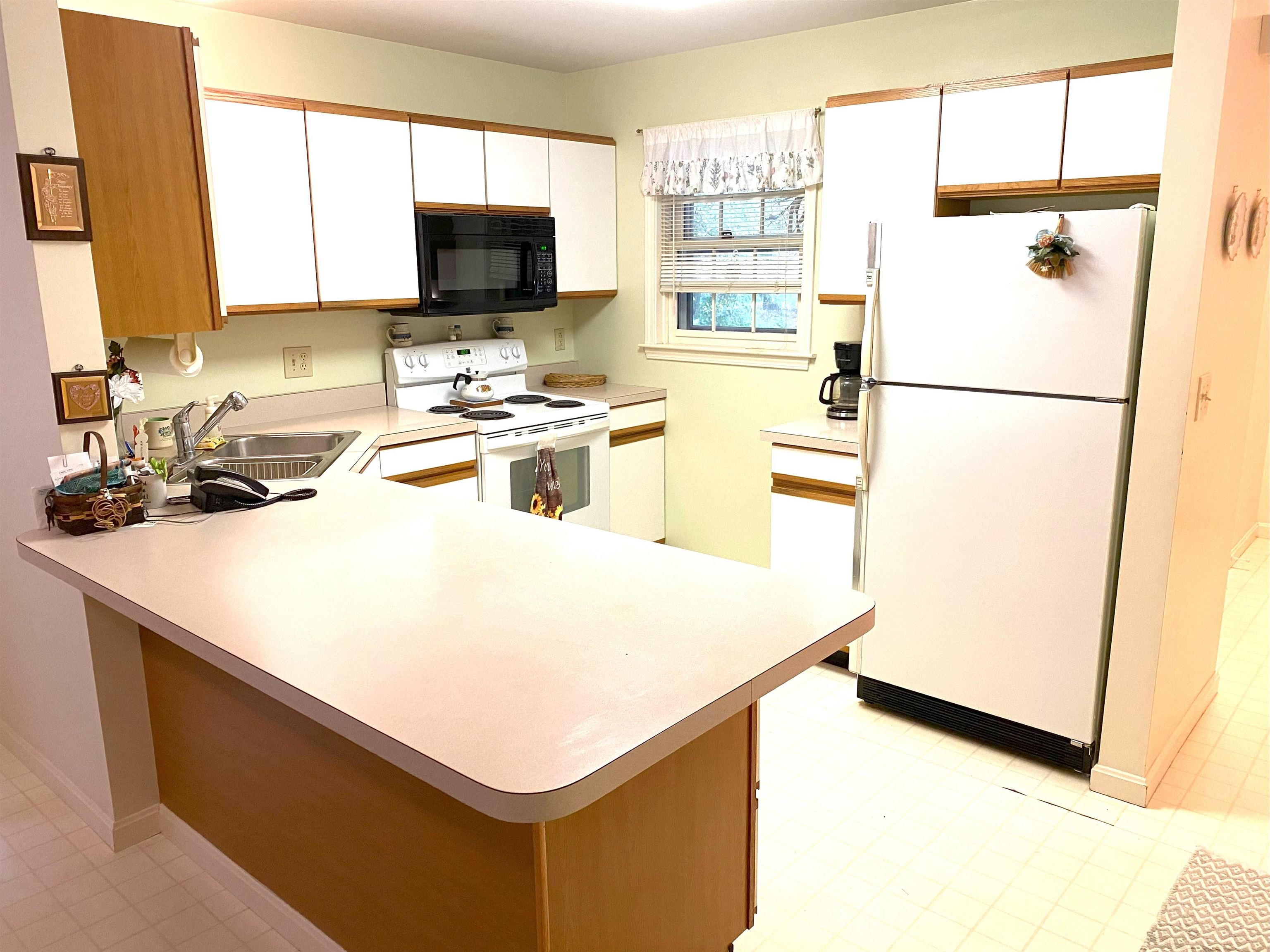 523 Porters Point Road Unit: 6