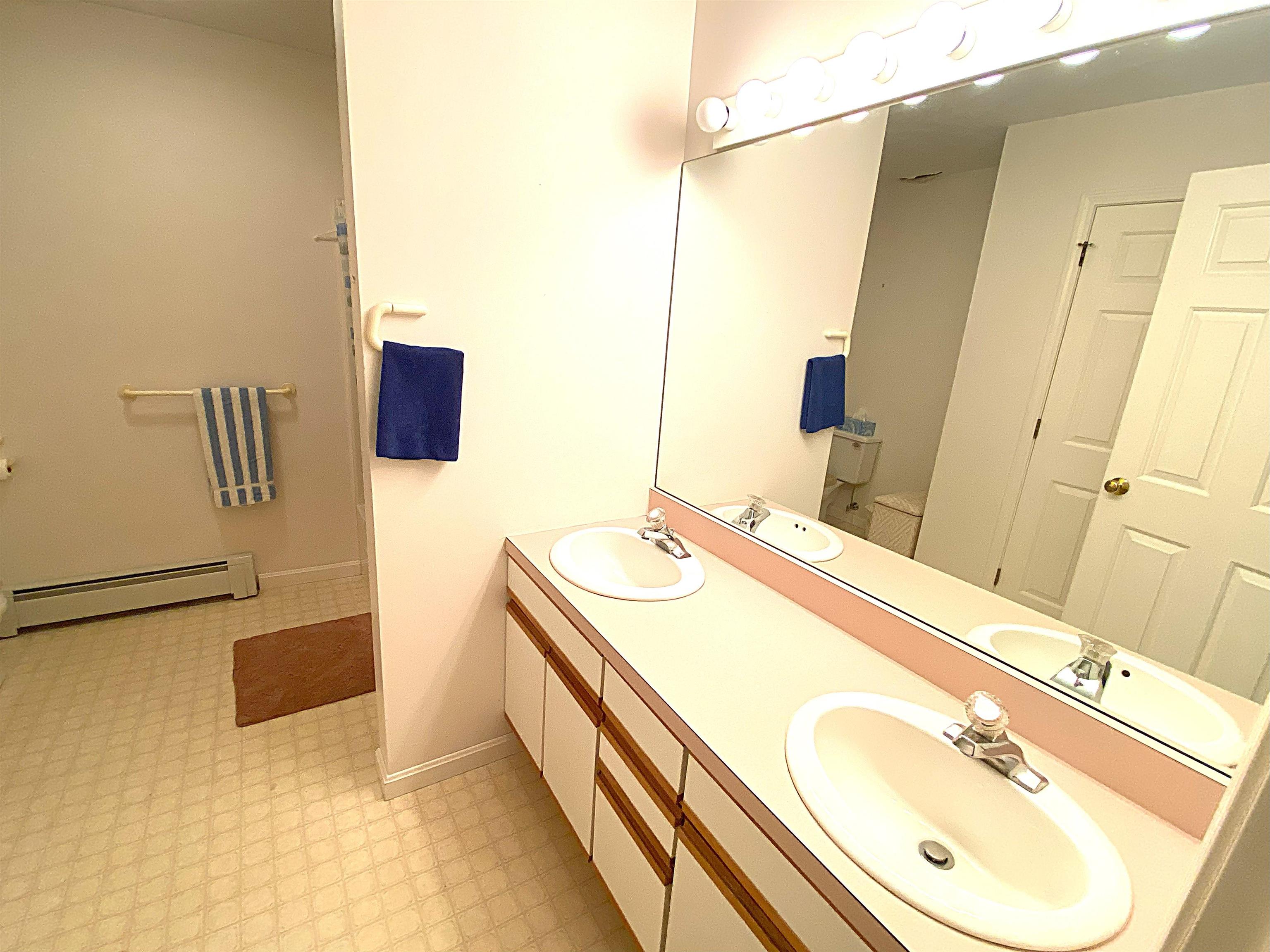523 Porters Point Road Unit: 6
