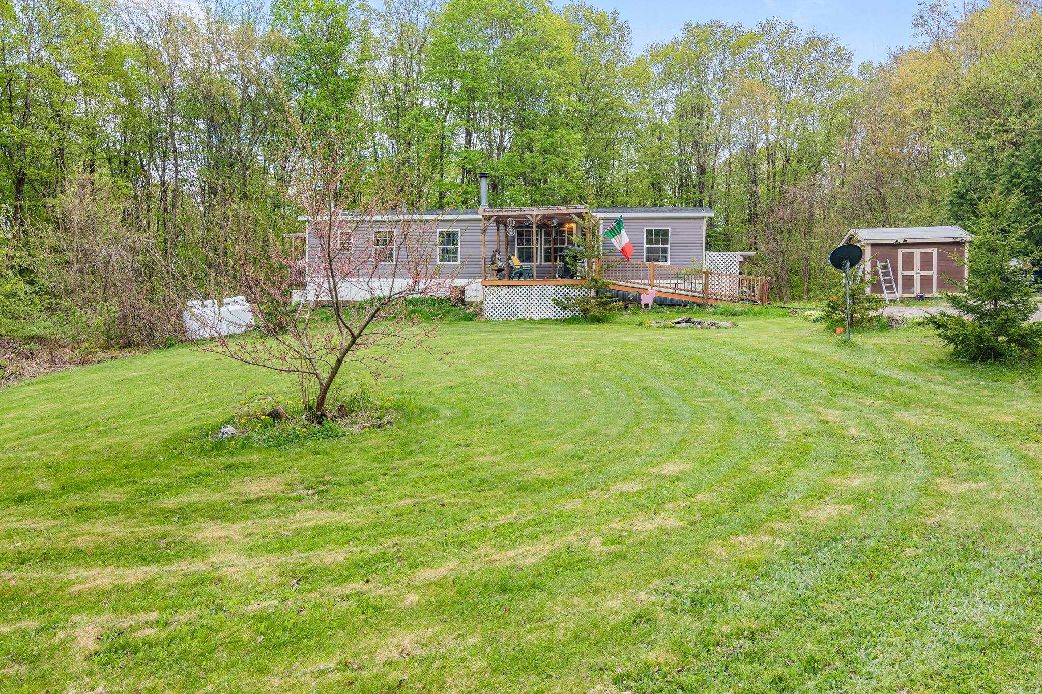 135 Buck Hill Road East