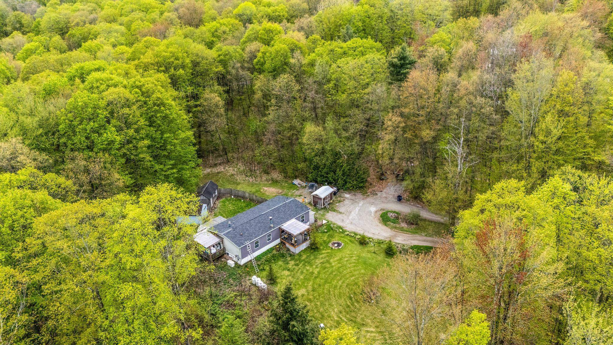 135 Buck Hill Road East