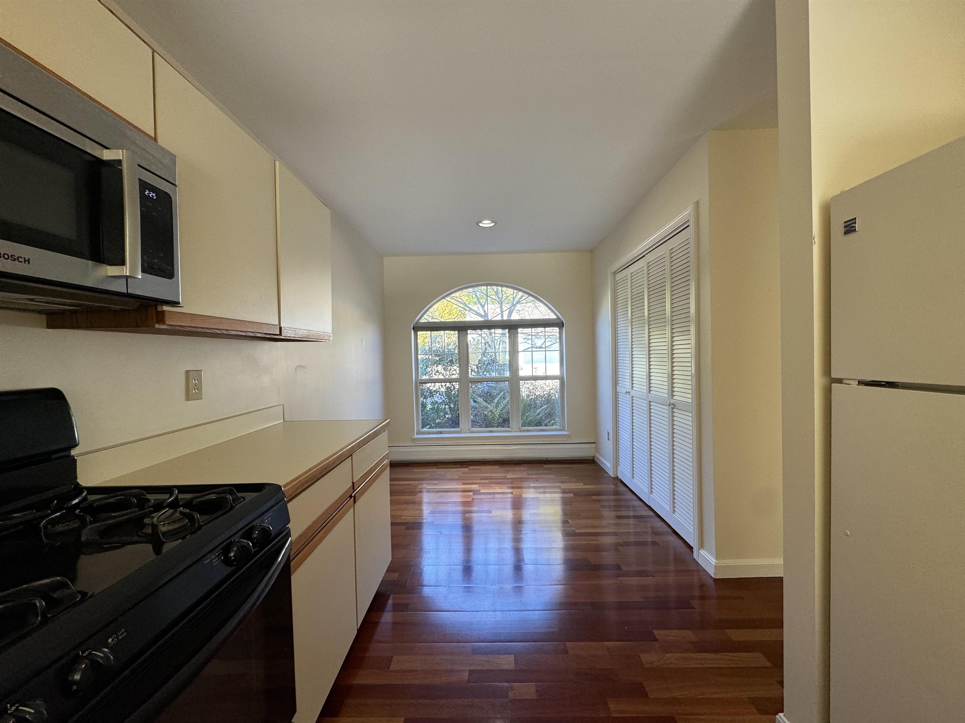 30 Northshore Drive