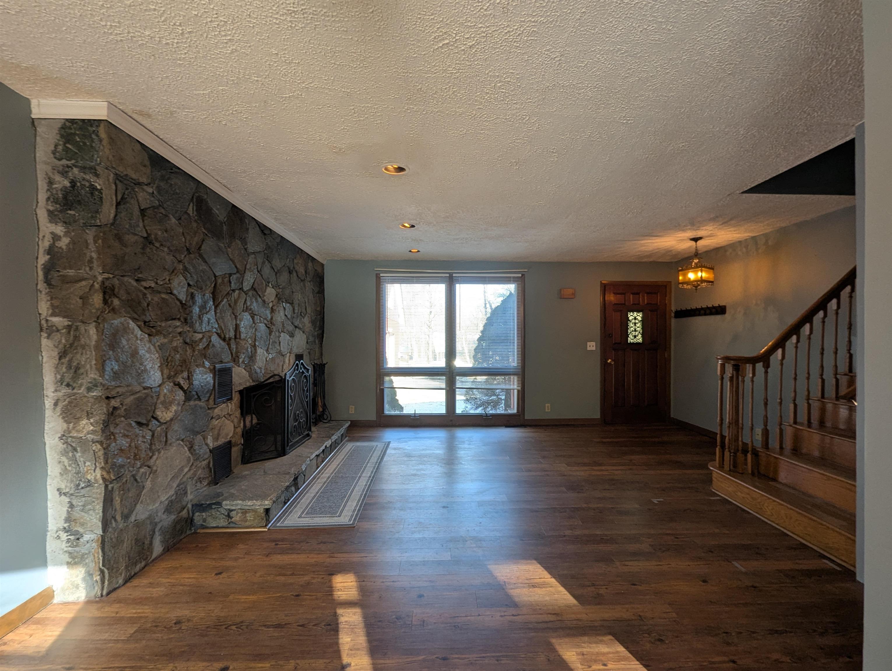 842 Bowen Hill Road