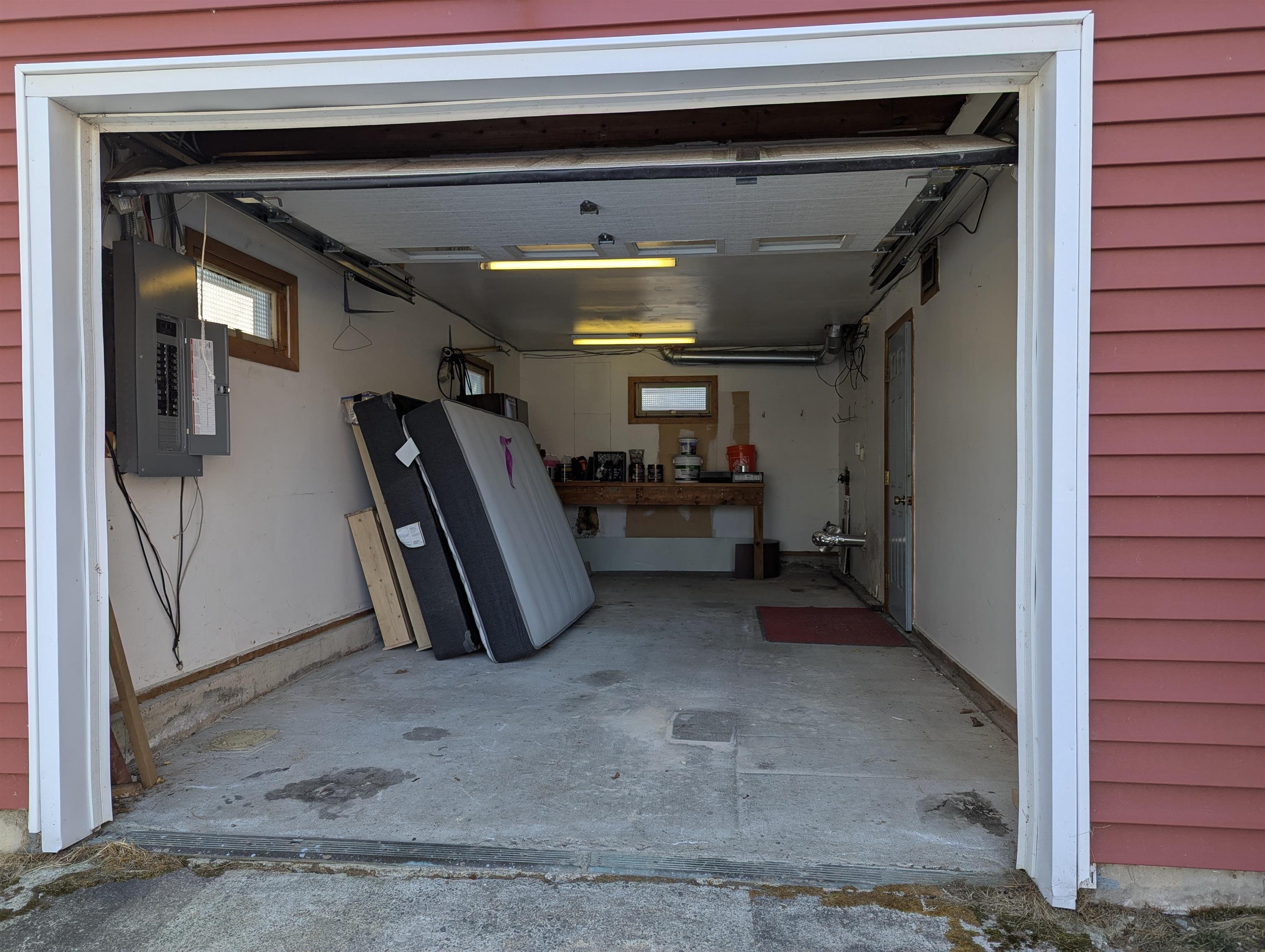 842 Bowen Hill Road