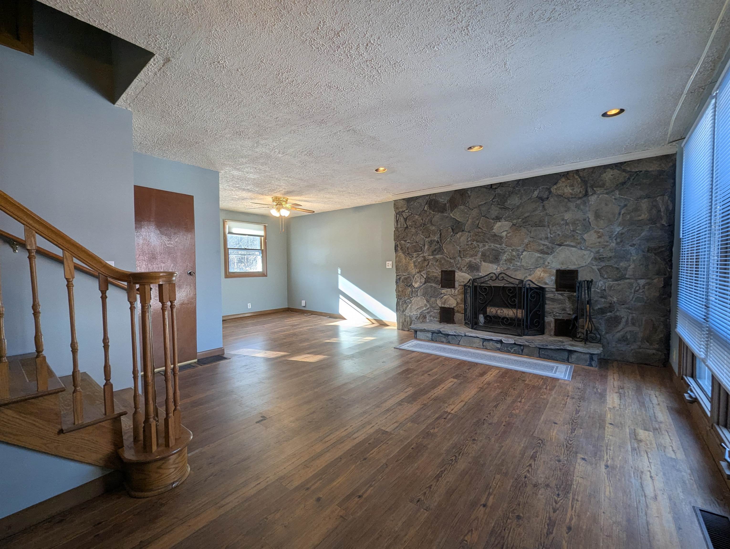 842 Bowen Hill Road