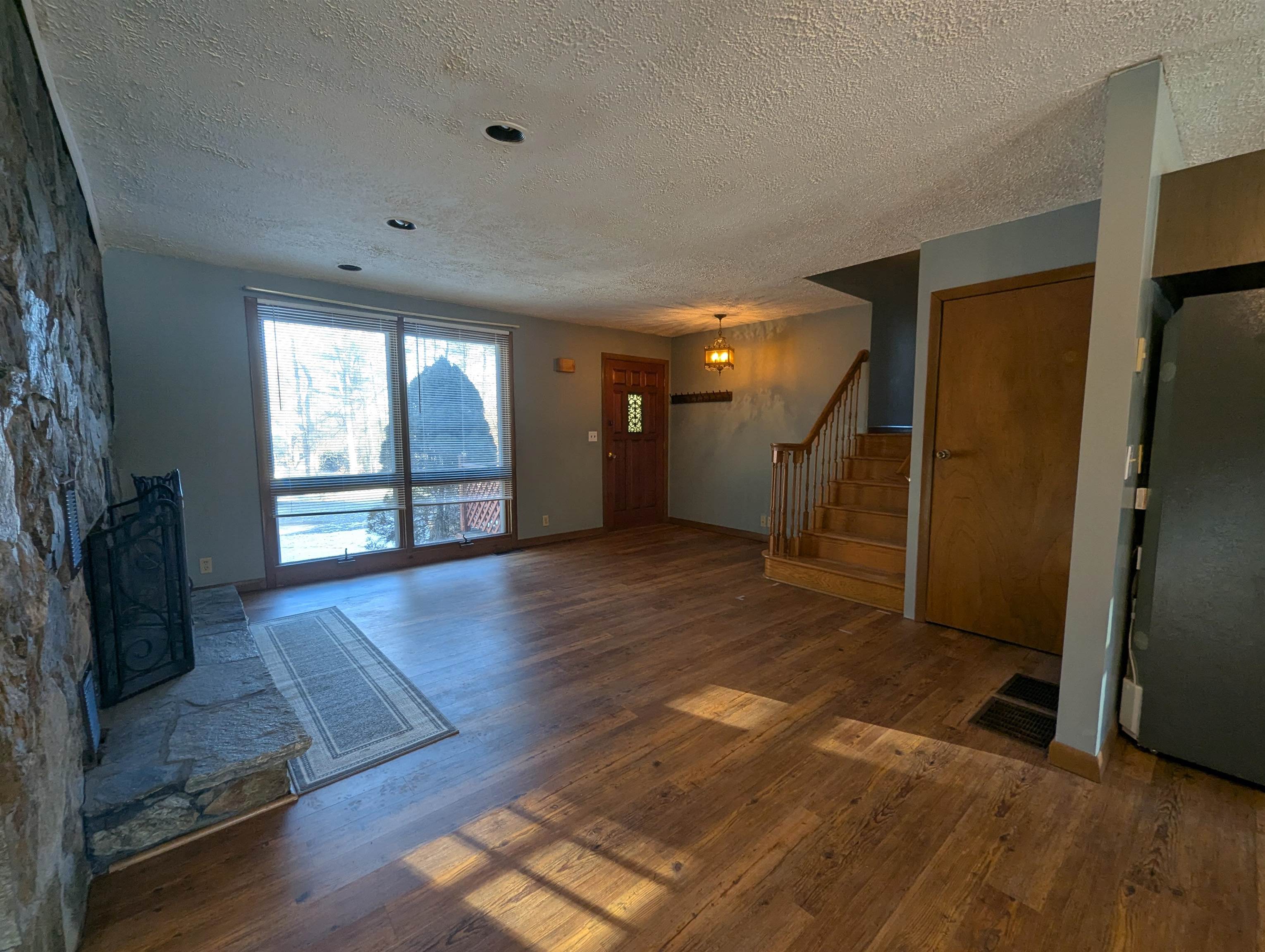 842 Bowen Hill Road