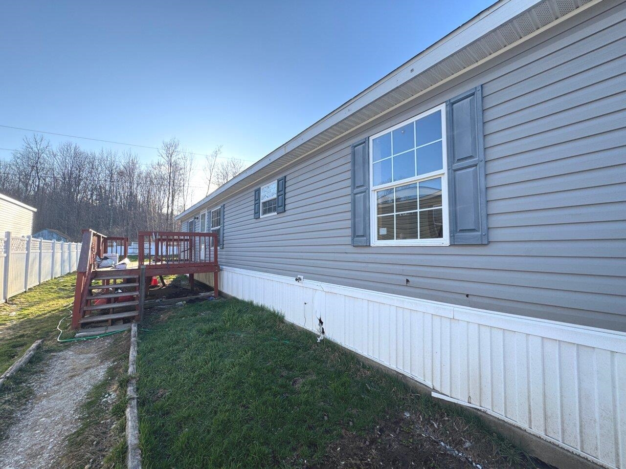 2195 North Road