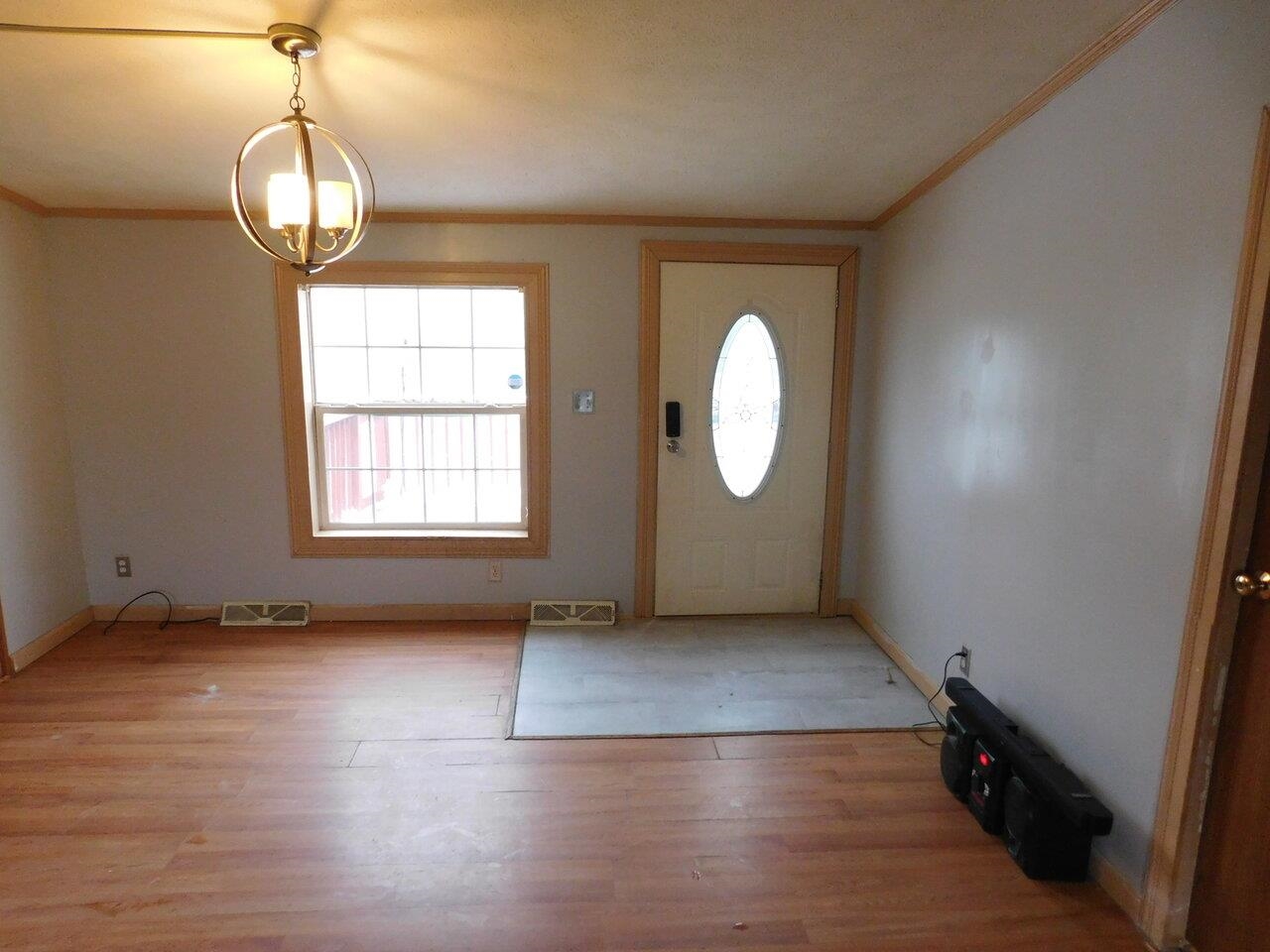 2195 North Road