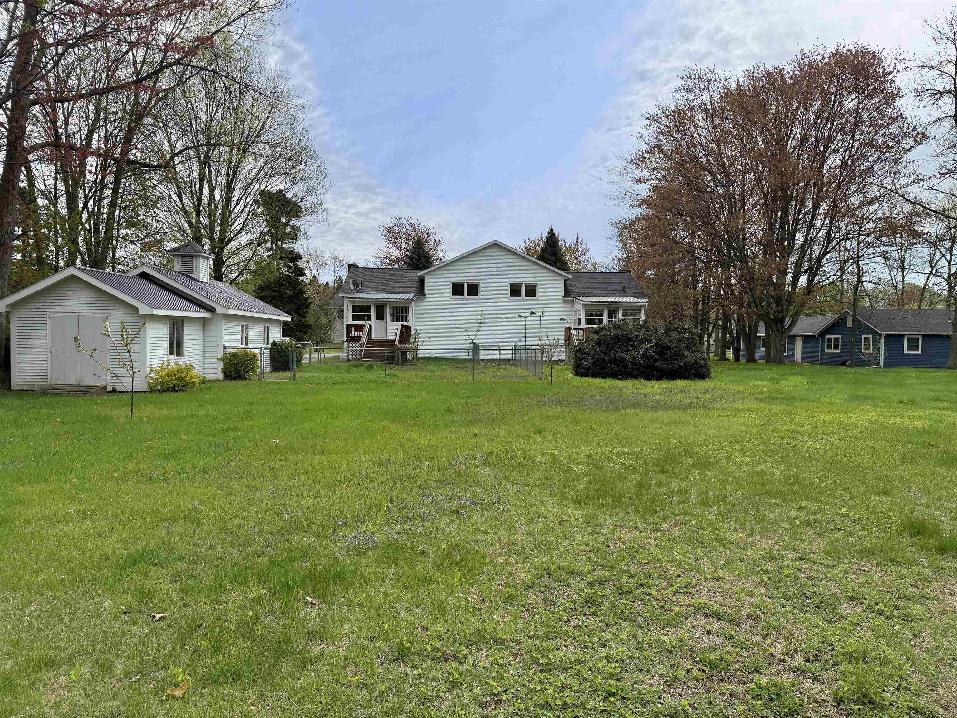 270-272 Heineberg Drive