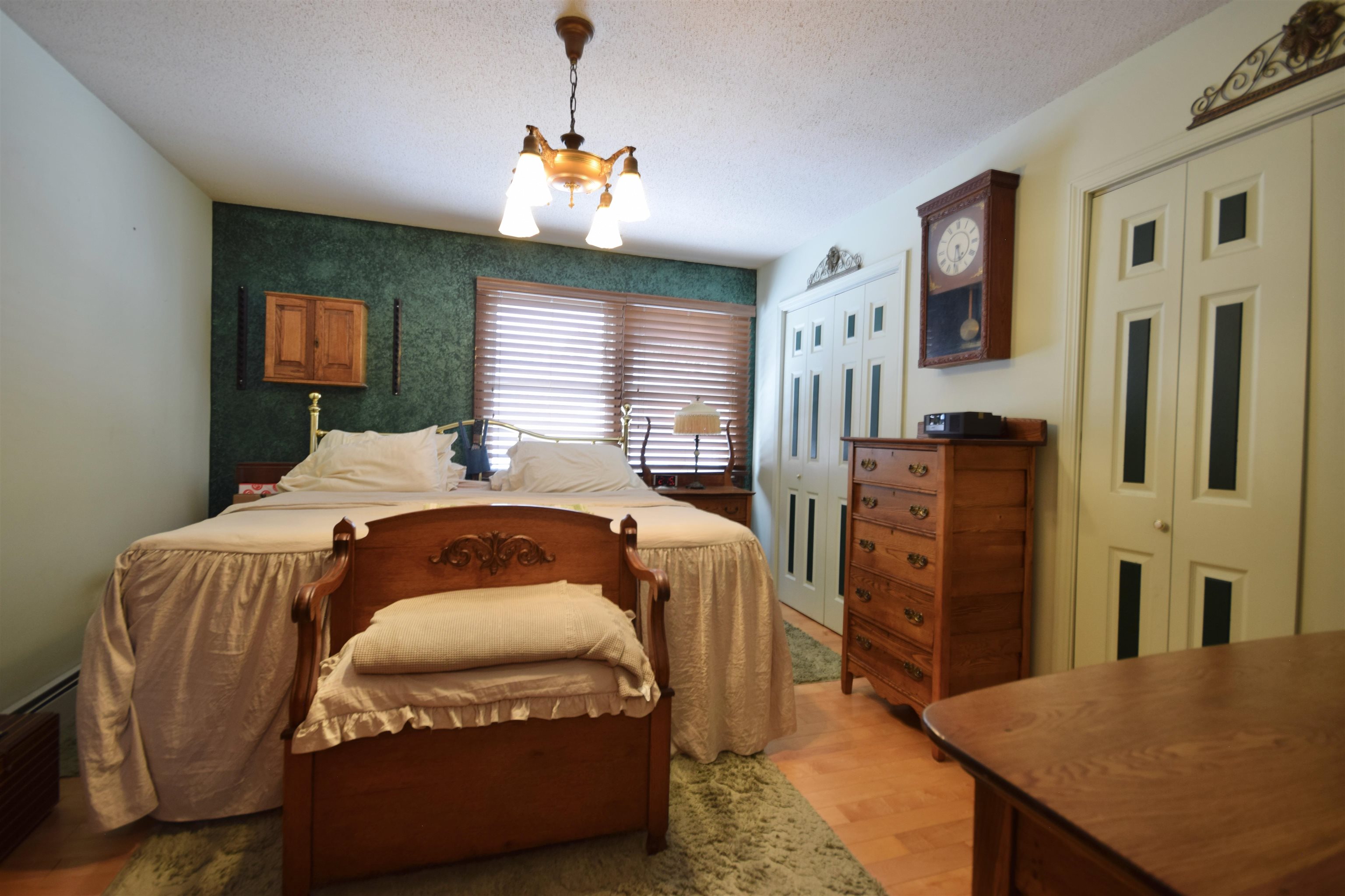 270-272 Heineberg Drive