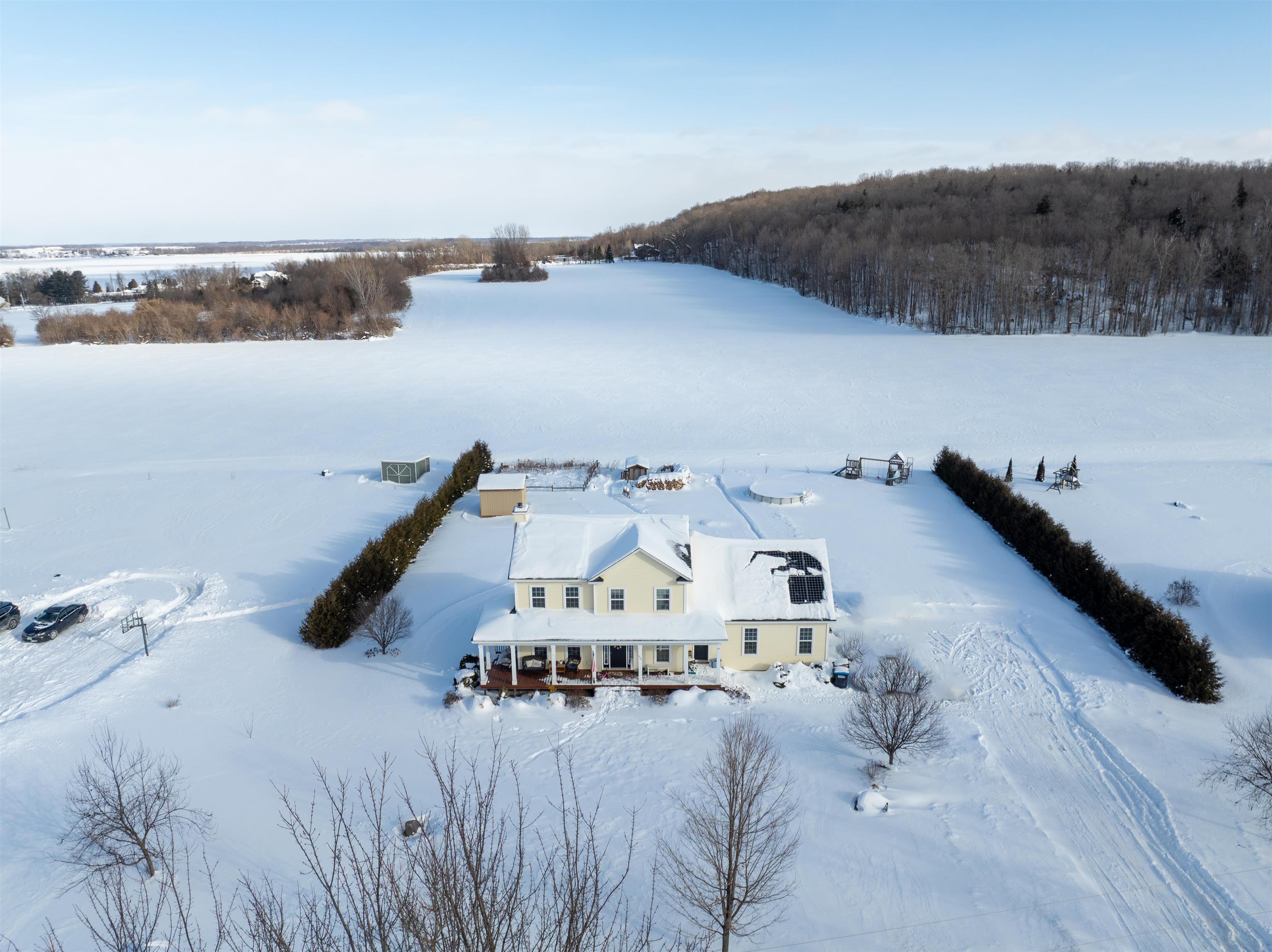 1544 Mill River Road