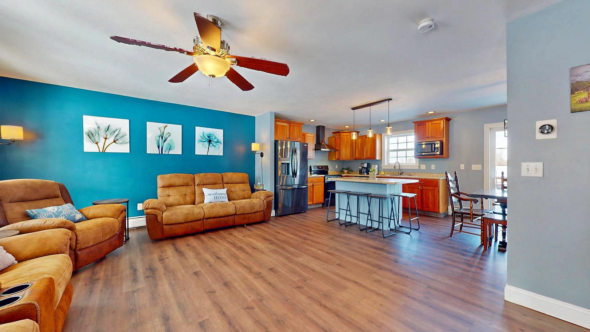 1544 Mill River Road