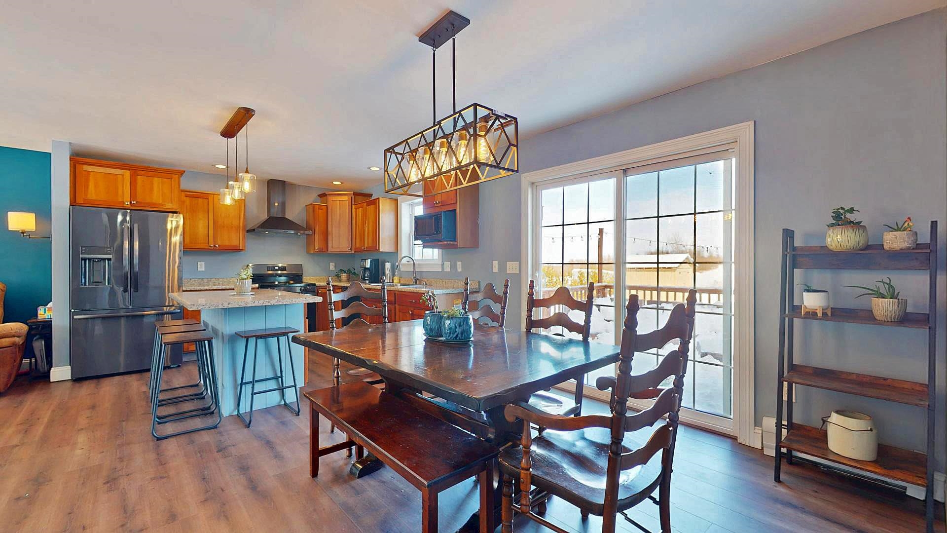 1544 Mill River Road