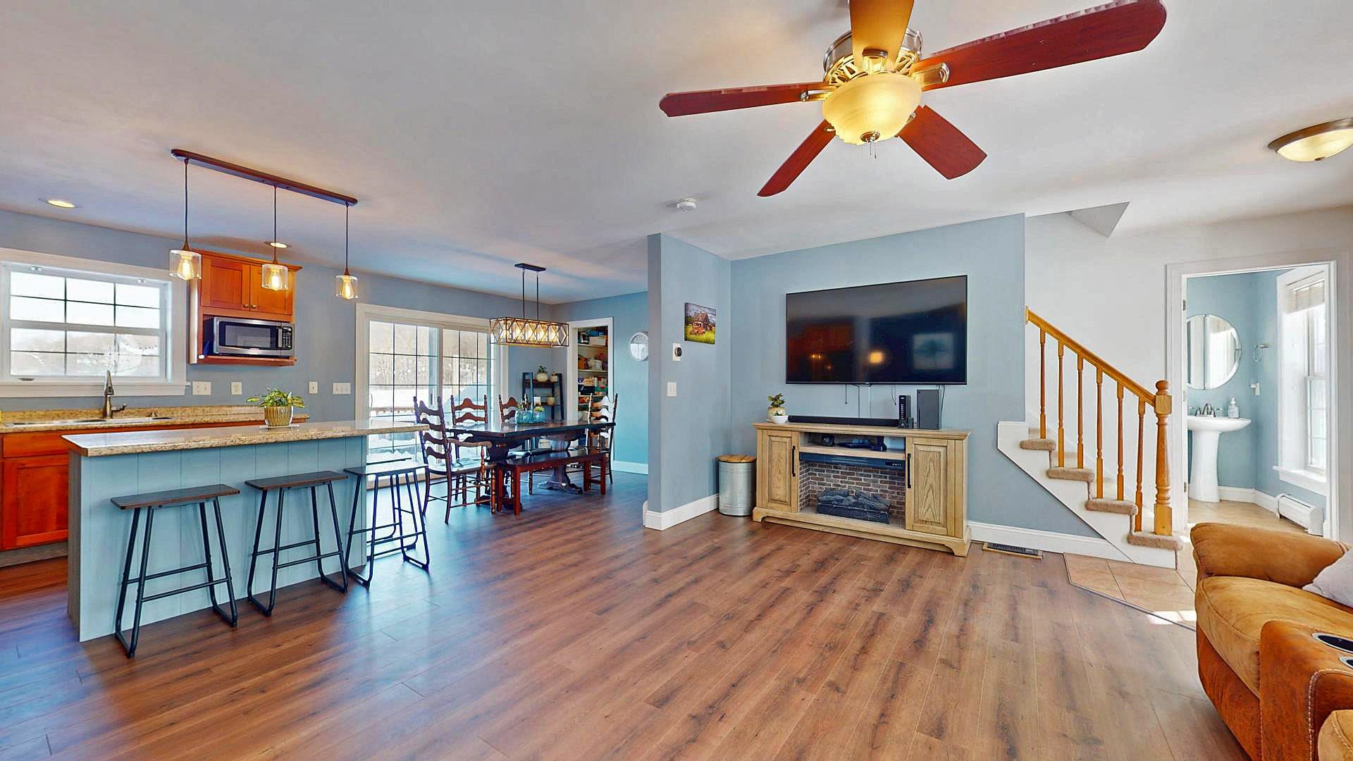 1544 Mill River Road