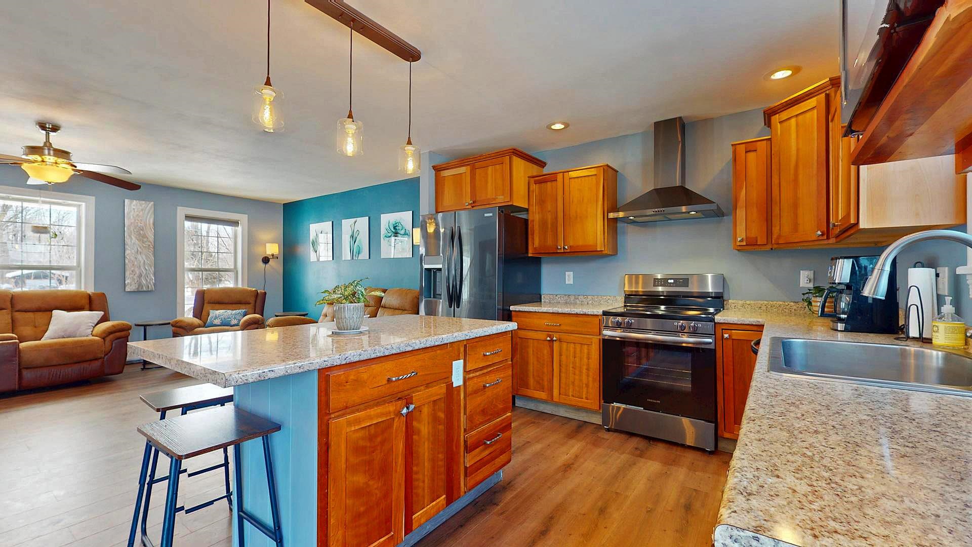 1544 Mill River Road