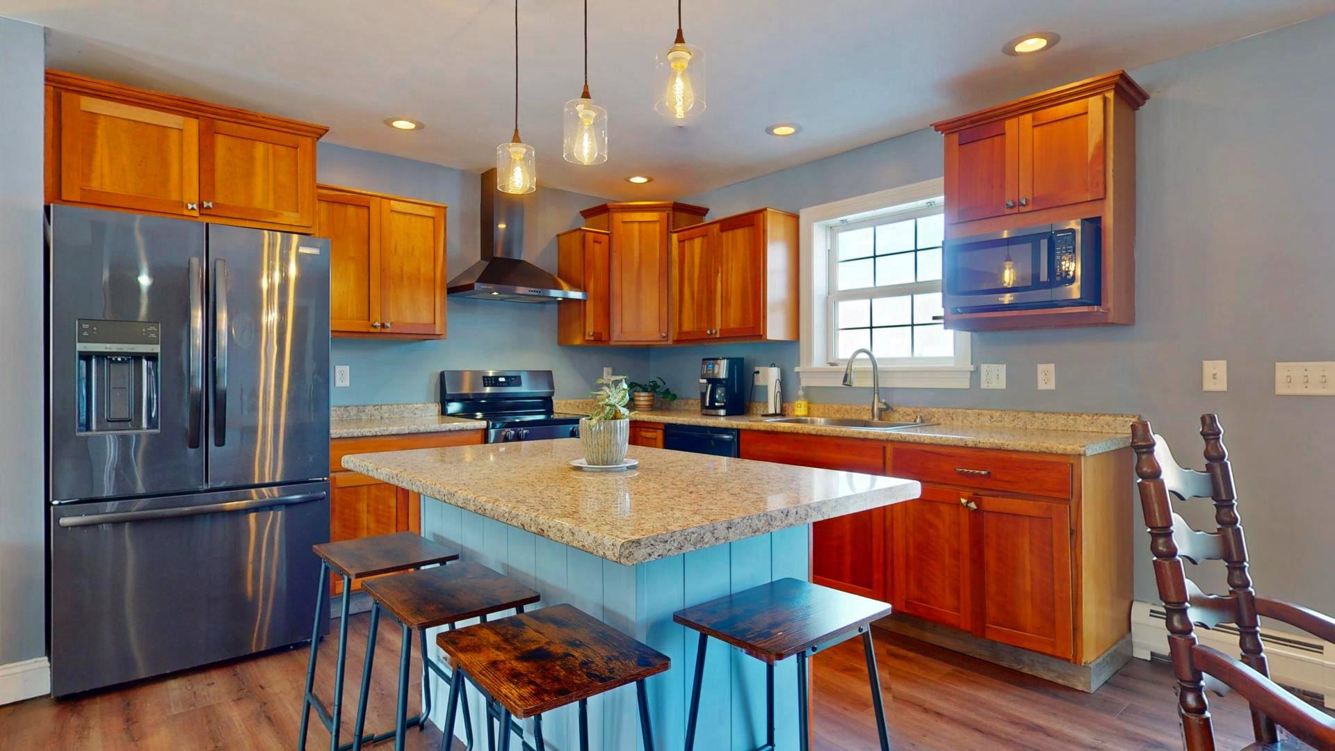 1544 Mill River Road