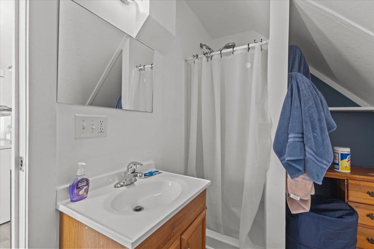 22 Lower Welden Street Unit: A