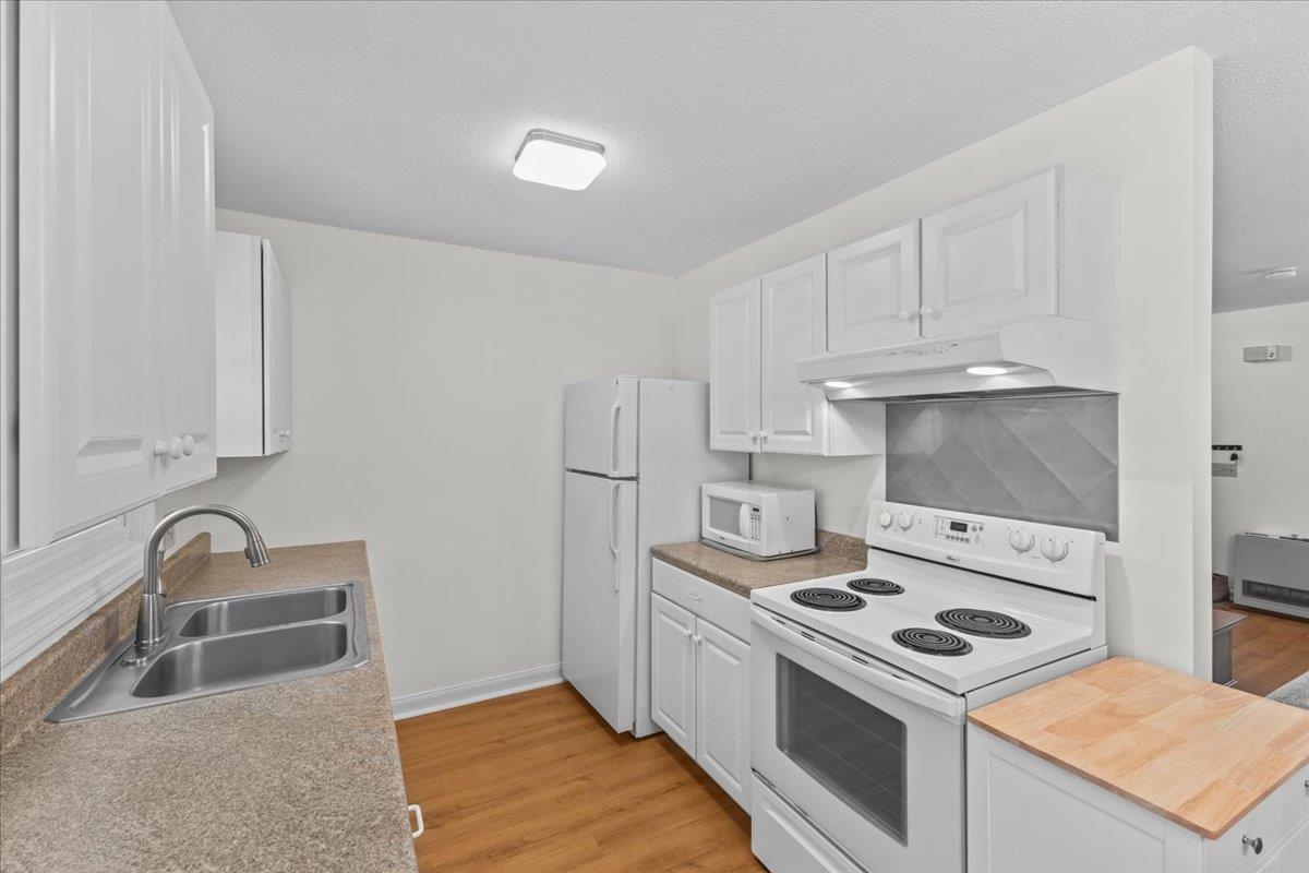 425 Dorset Street Unit: 14