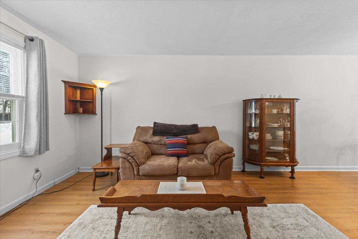 425 Dorset Street Unit: 14