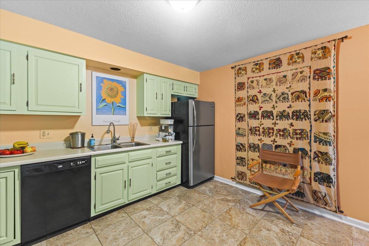 236 South Prospect Street Unit: 3