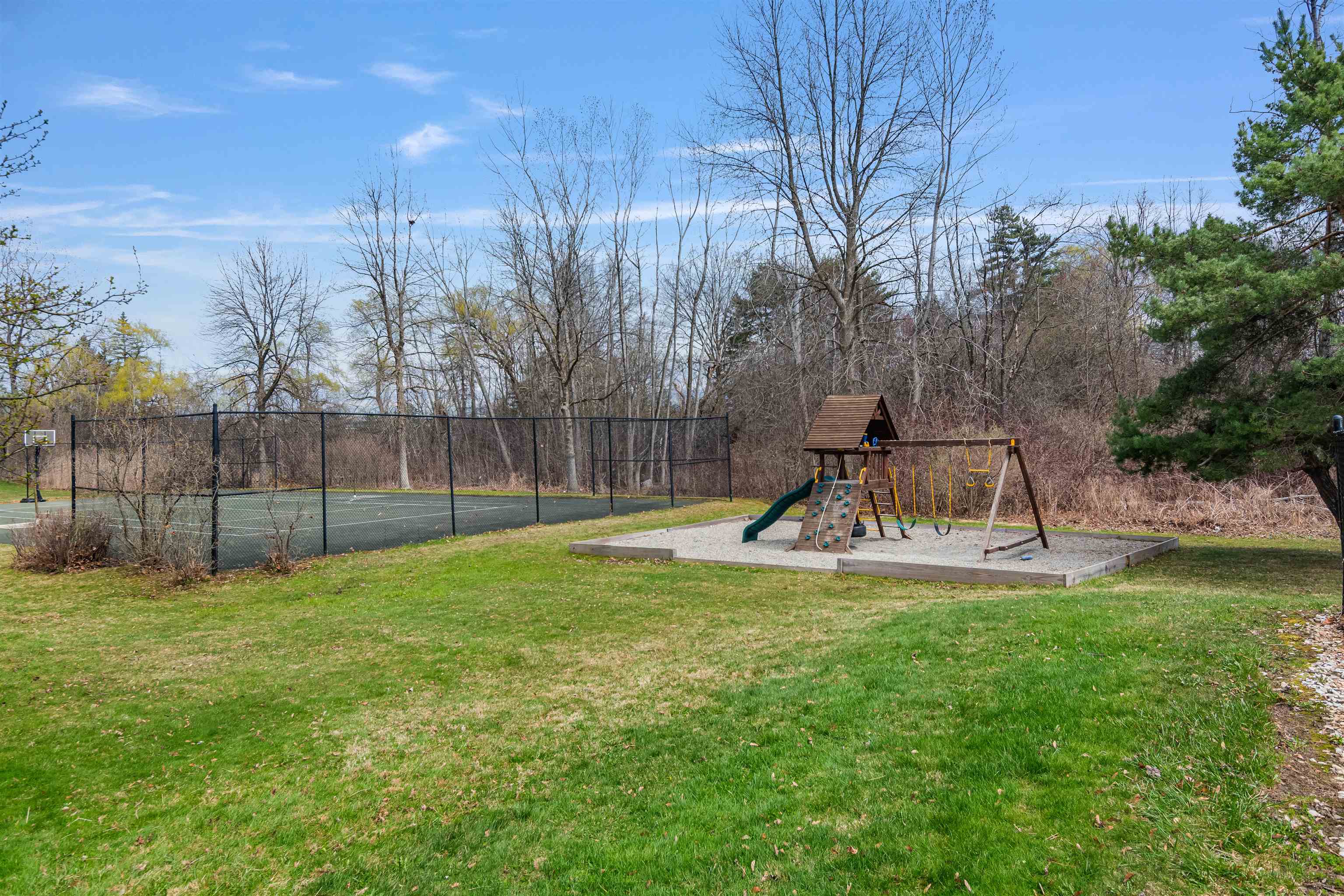 190 Quarry Hill Road Unit: 53