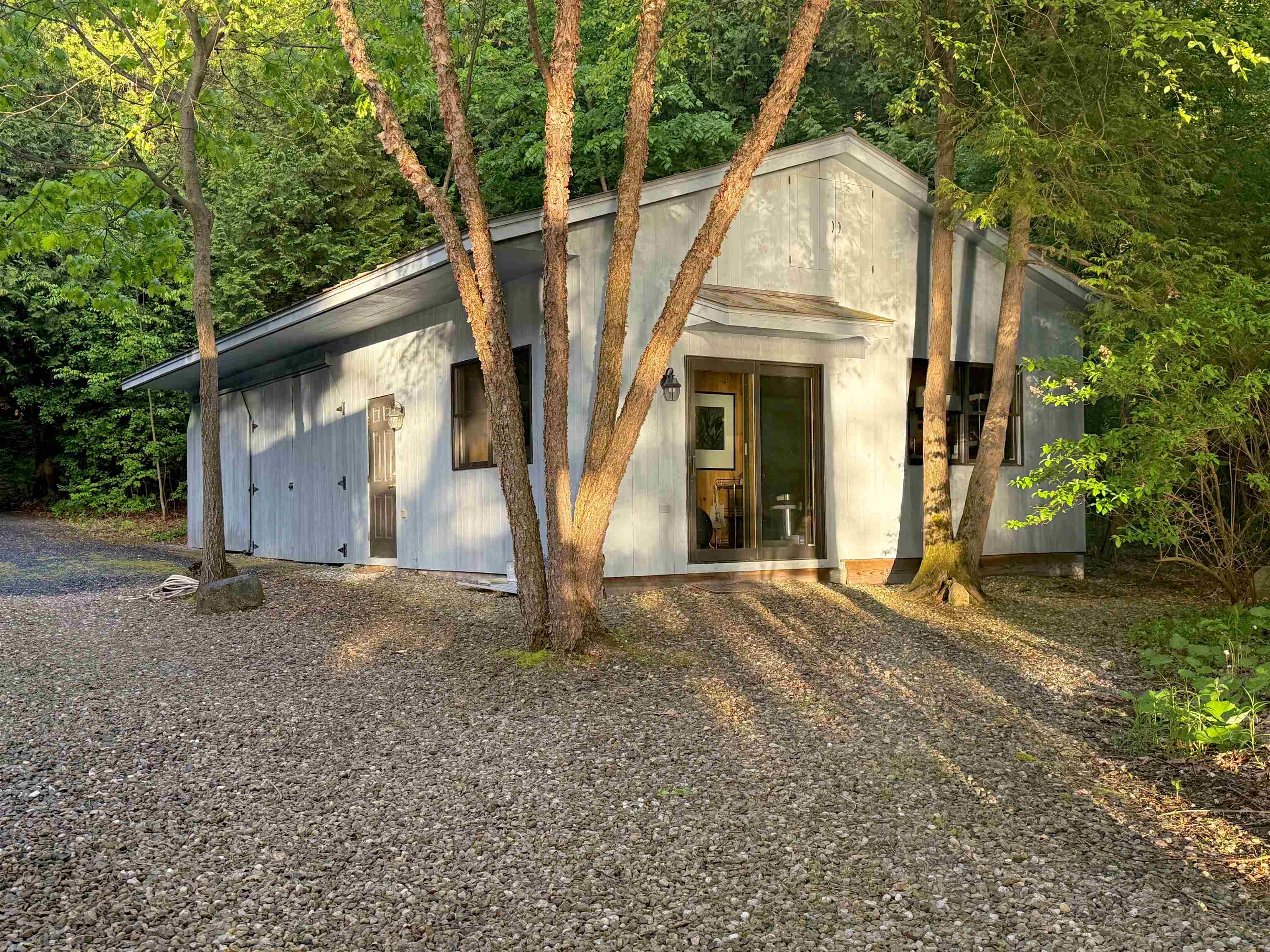 2130 Button Bay Road