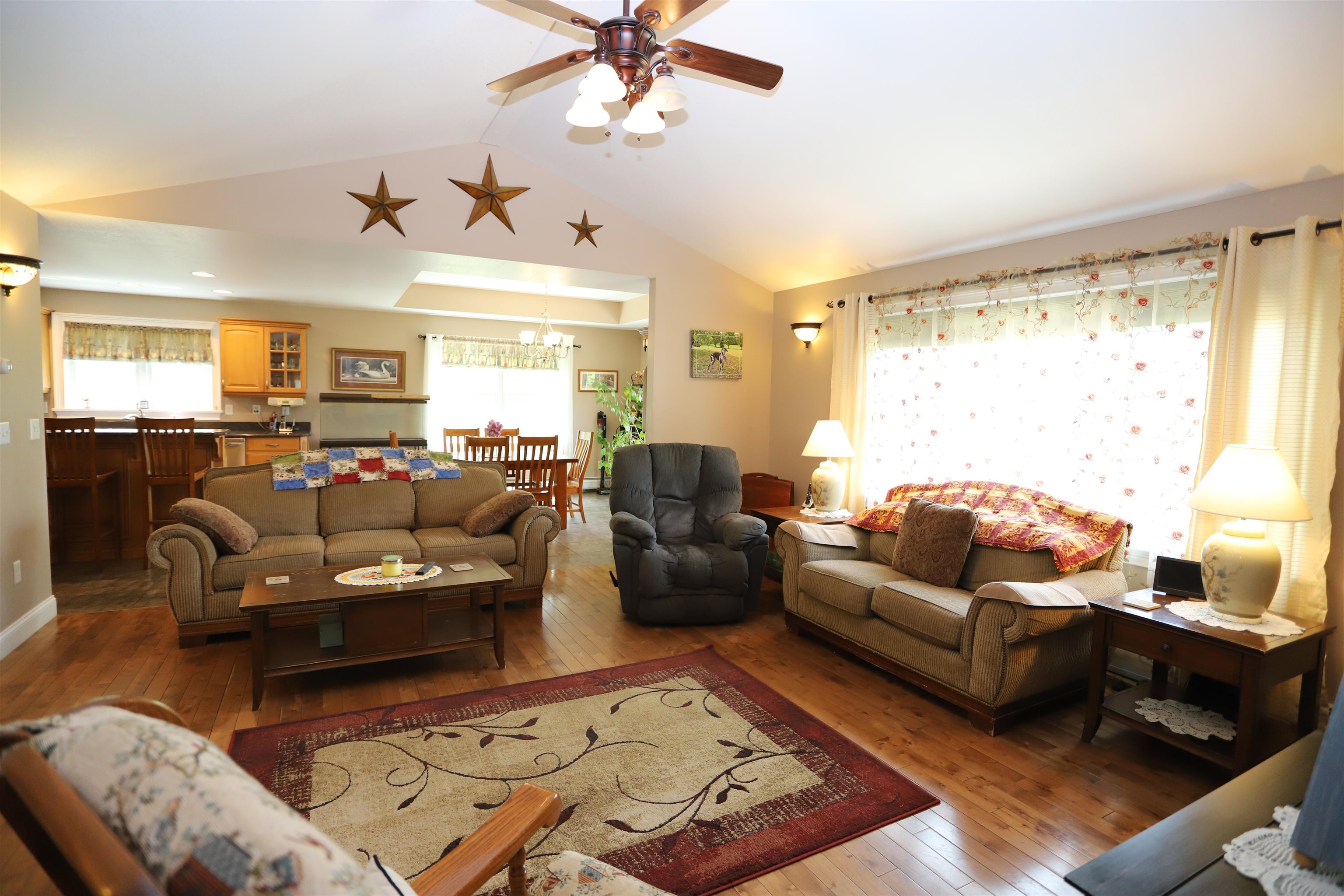 33 Crab Apple Lane Unit: 1