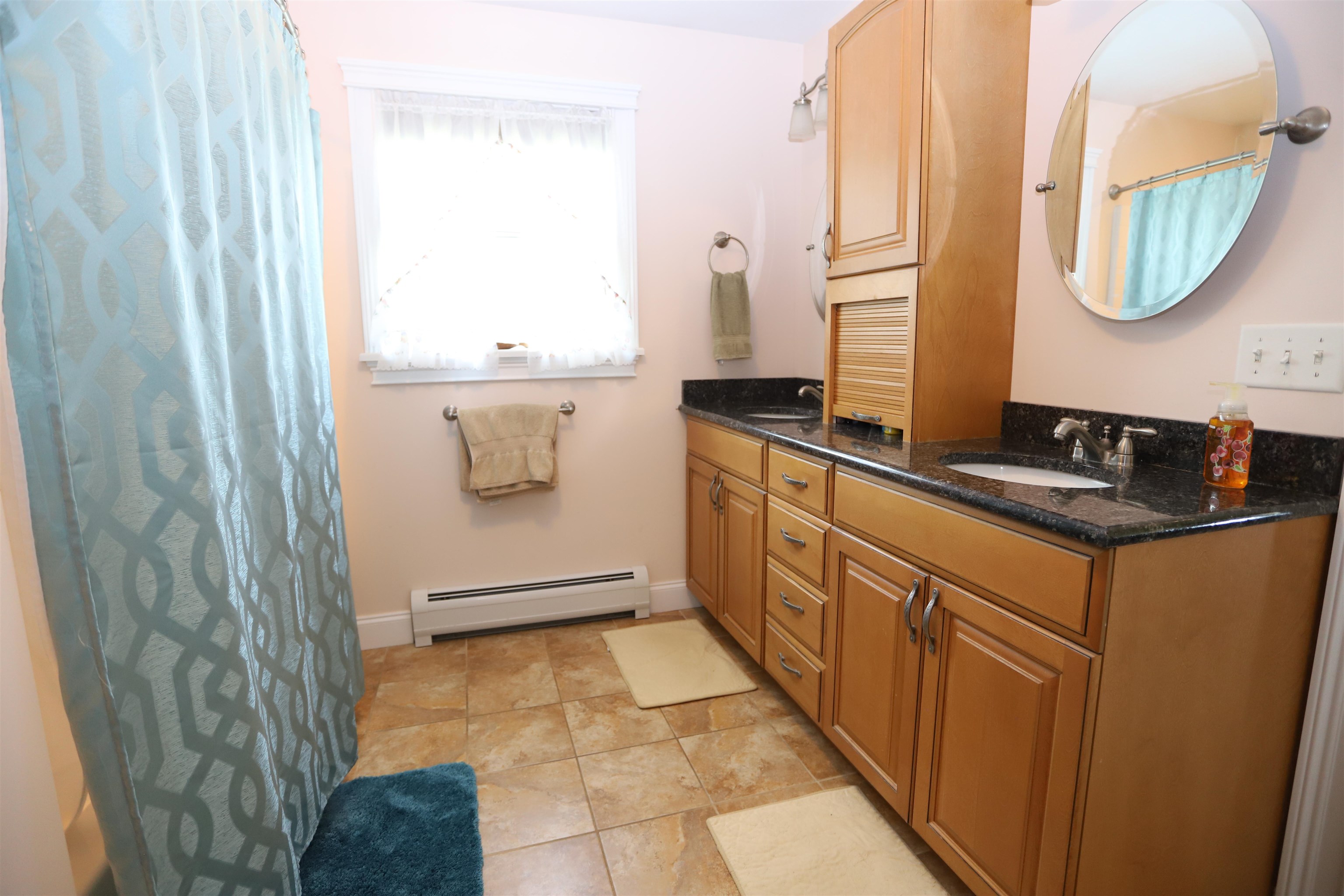 33 Crab Apple Lane Unit: 1