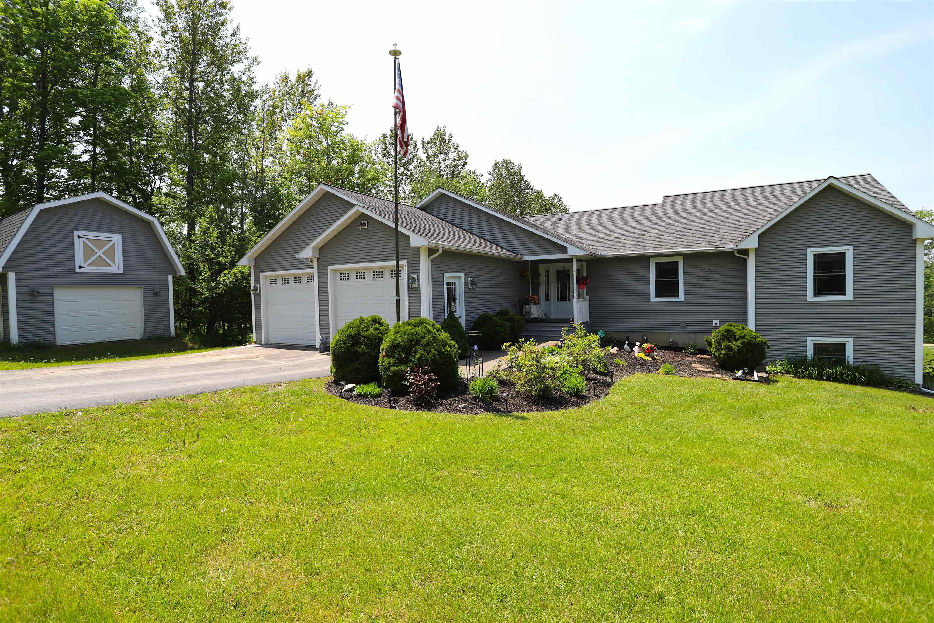 33 Crab Apple Lane Unit: 1